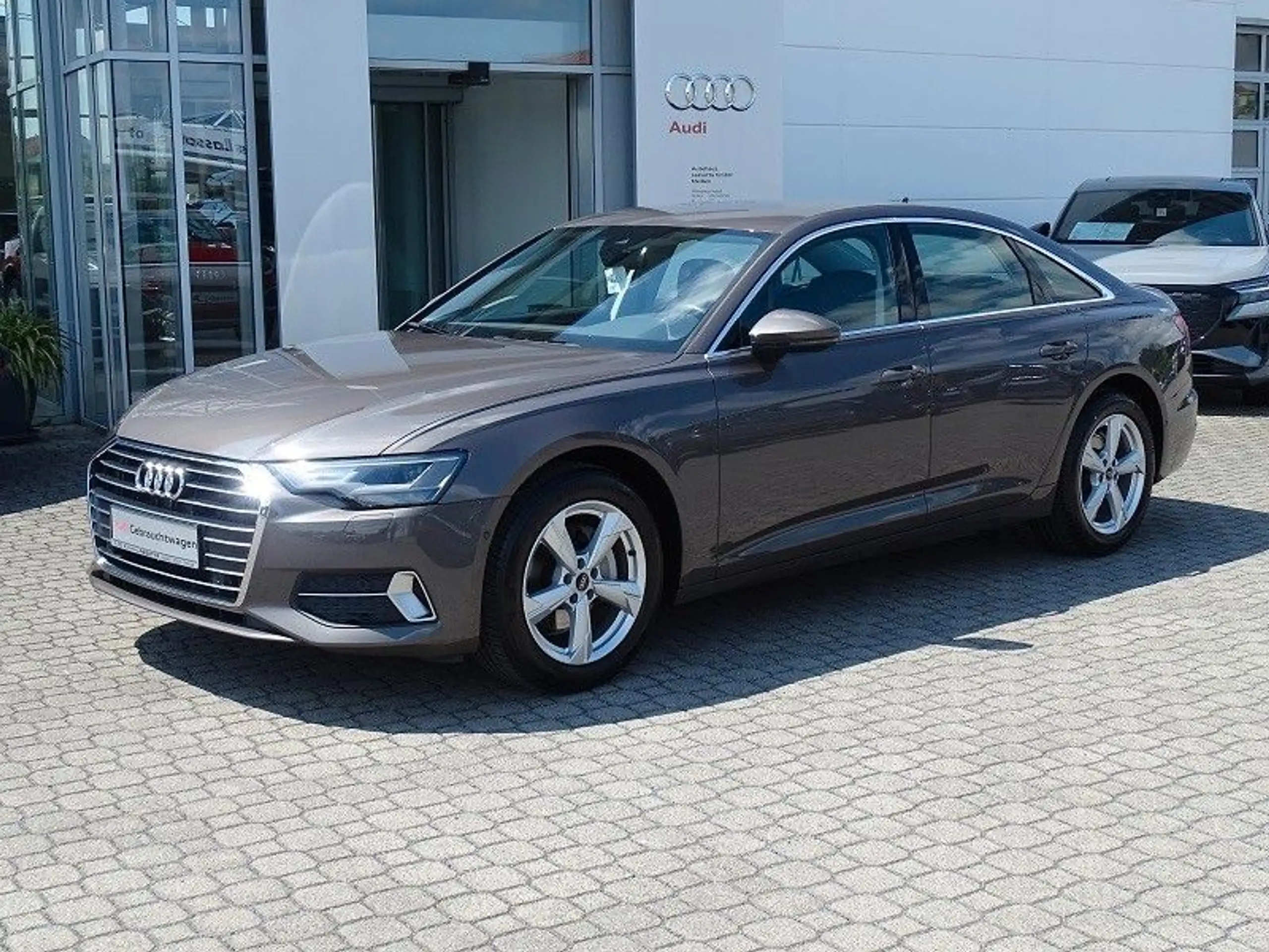 Audi - A6