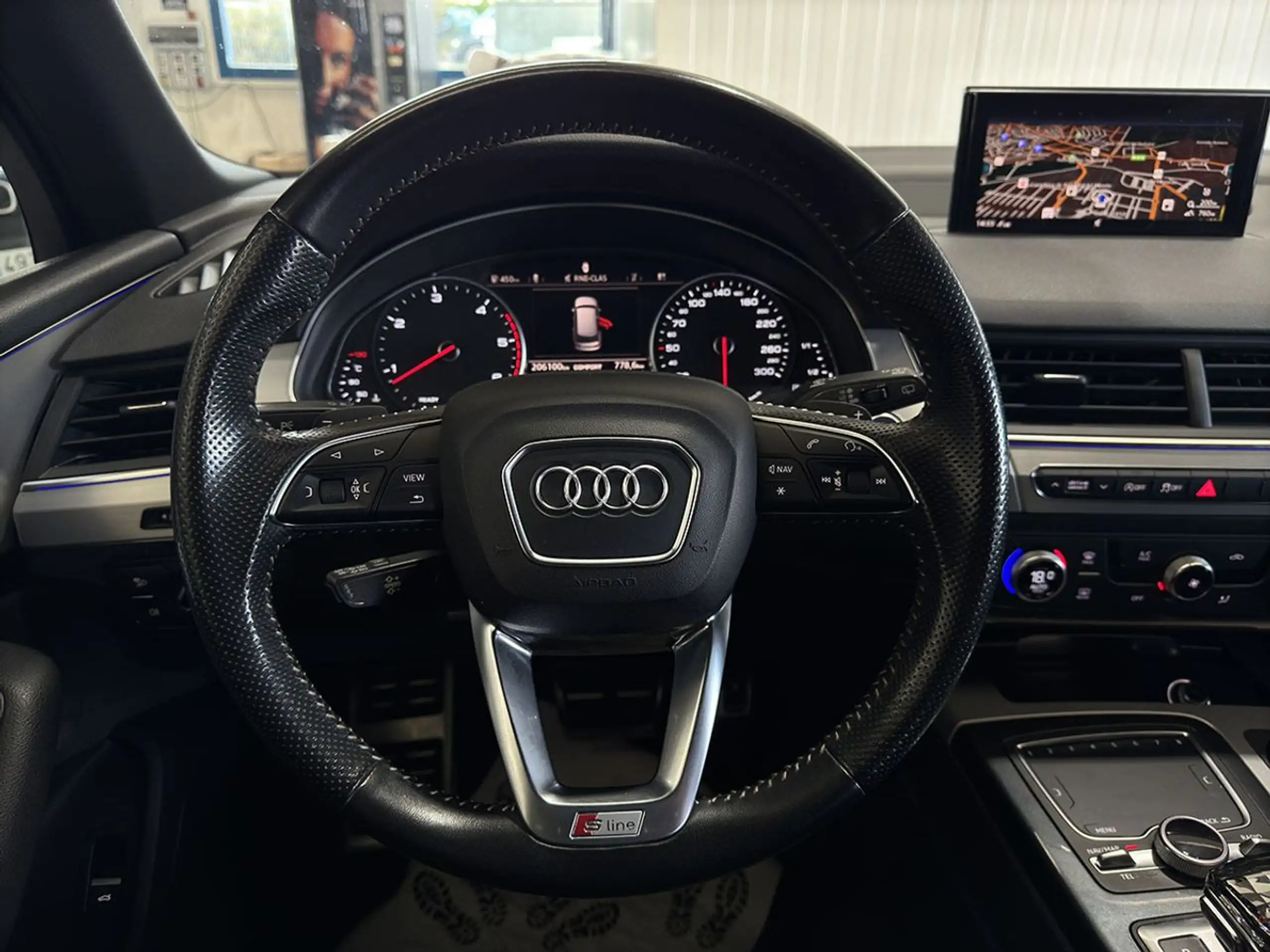 Audi - Q7