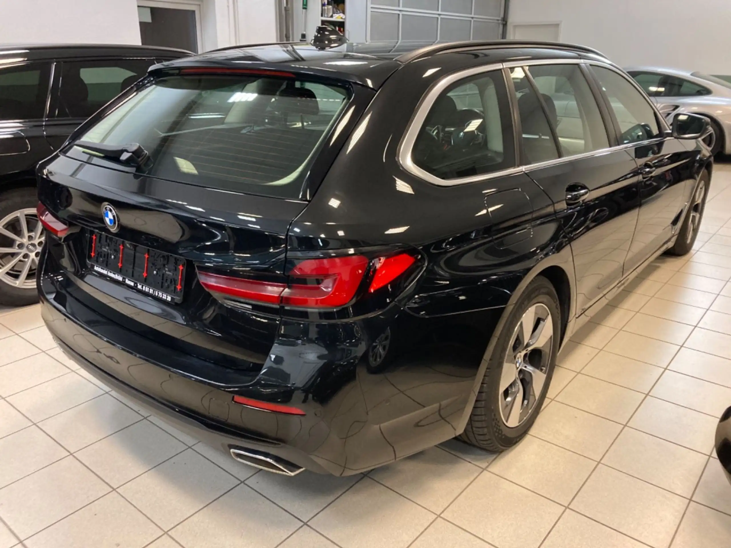 BMW - 520