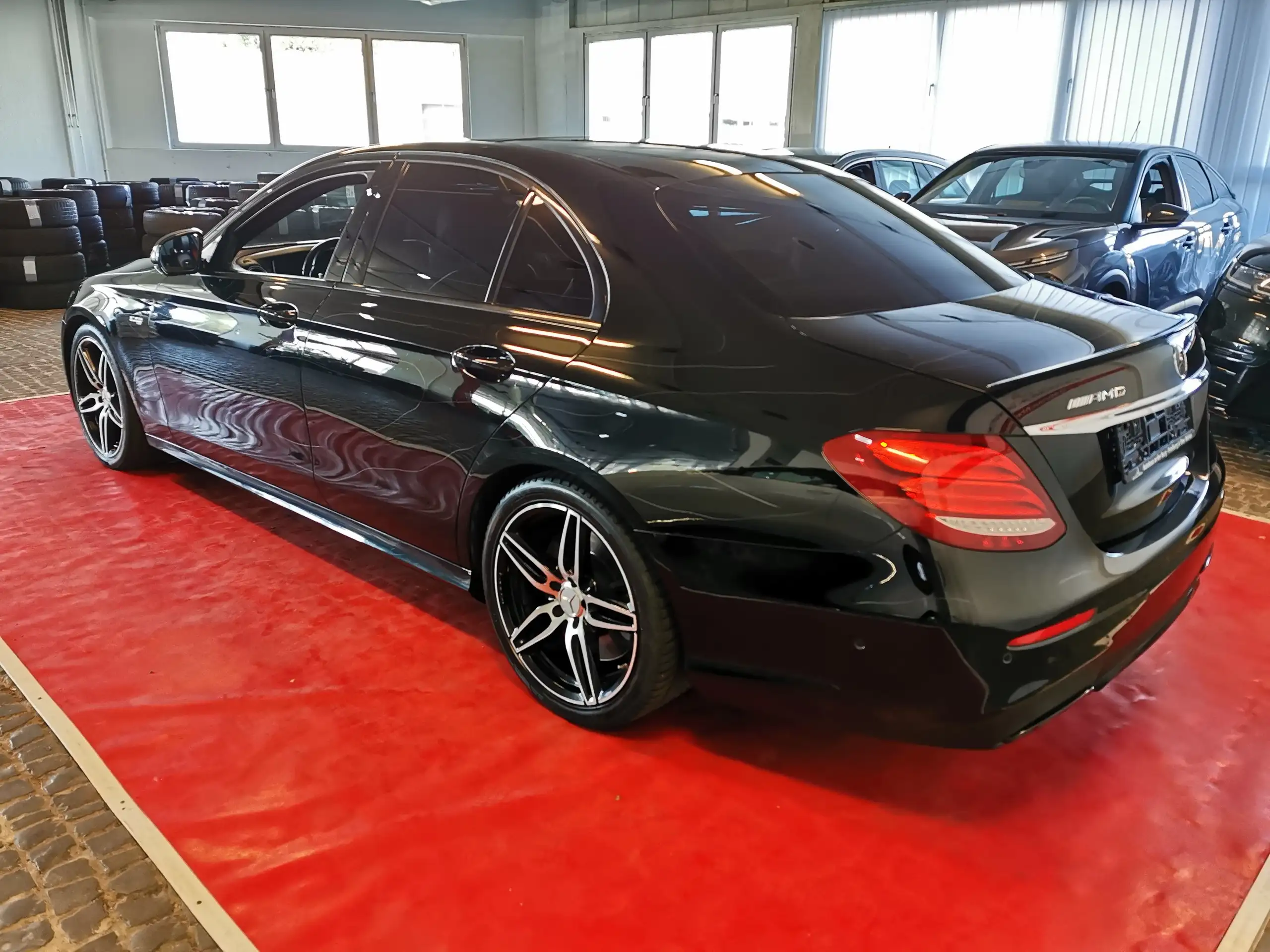 Mercedes-Benz - E 43 AMG