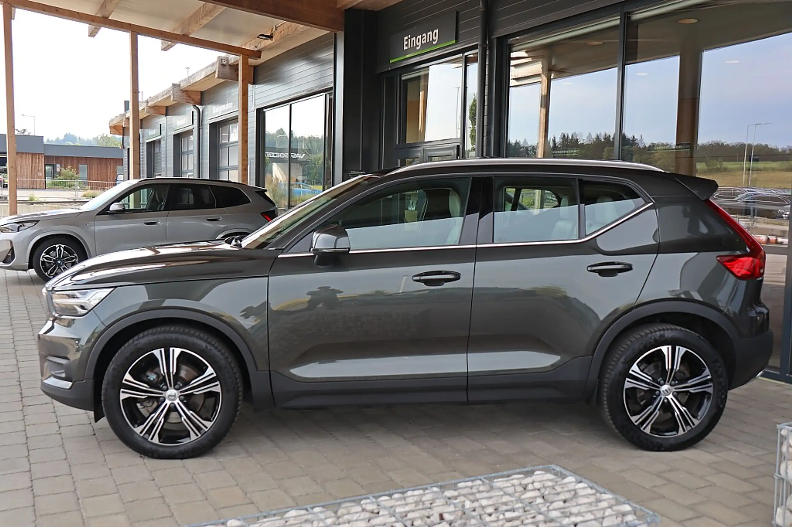 Volvo - XC40