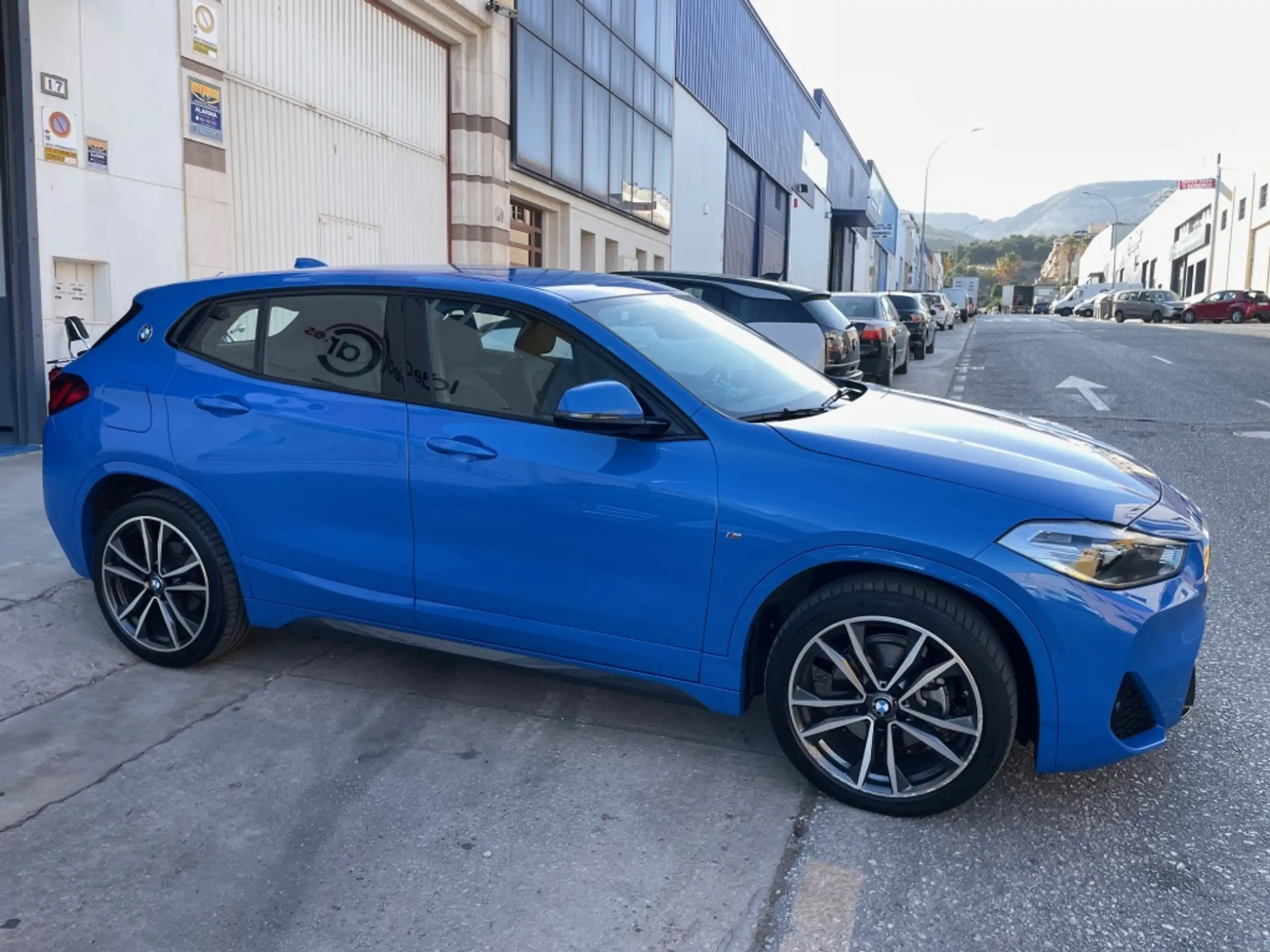 BMW - X2