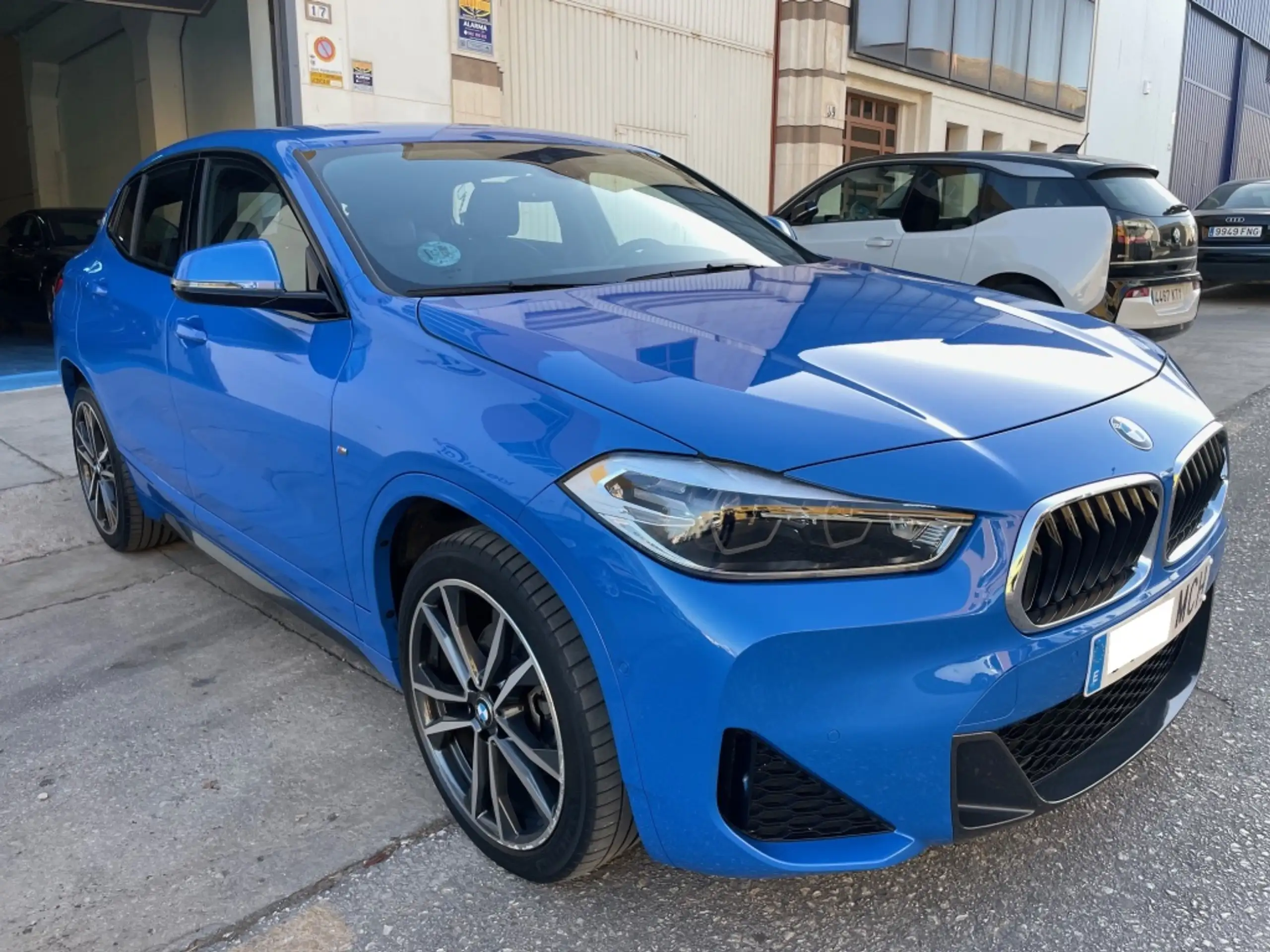 BMW - X2