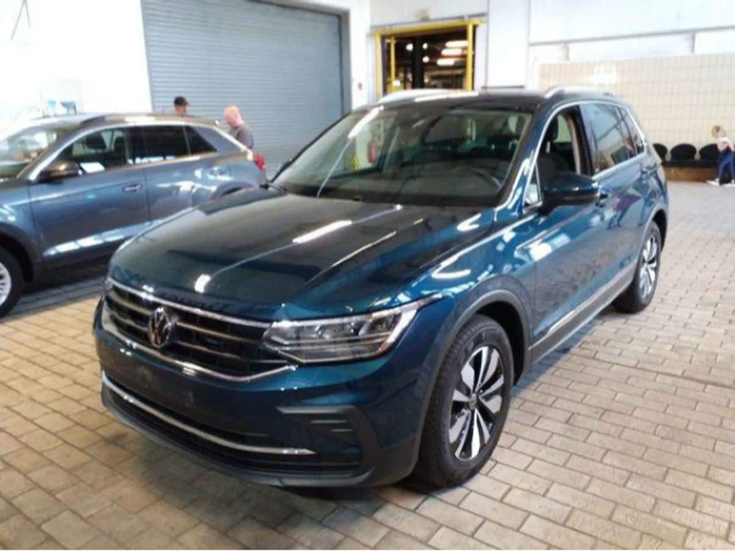 Volkswagen - Tiguan