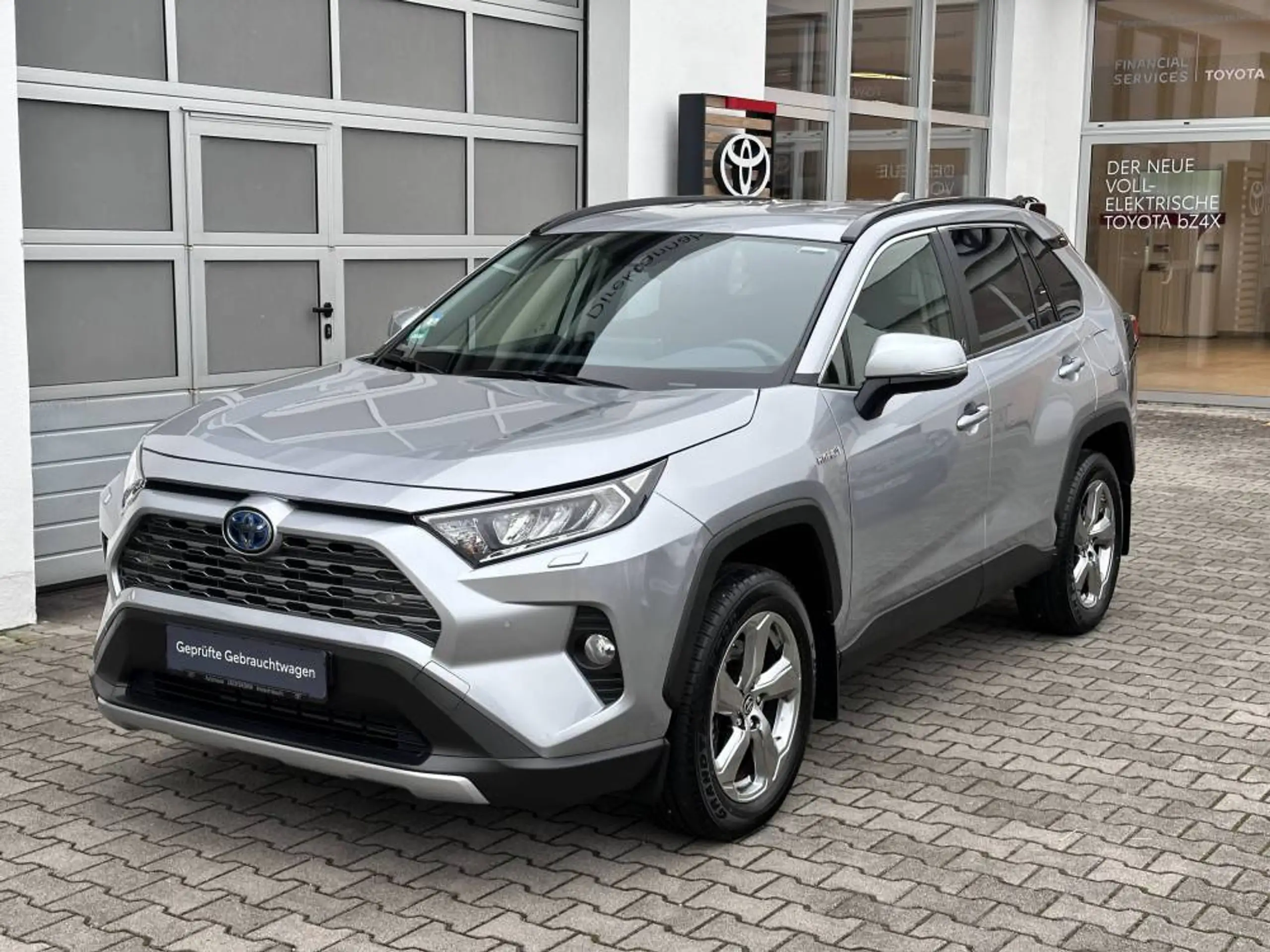 Toyota - RAV 4