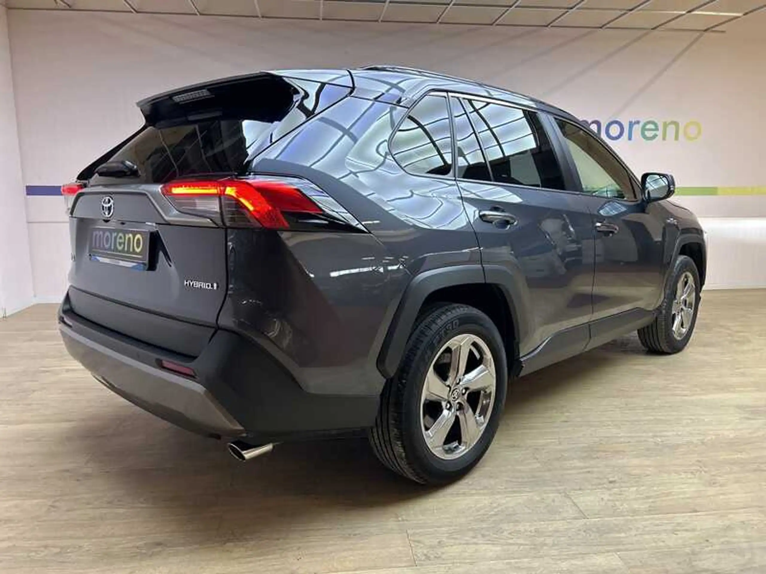 Toyota - RAV 4