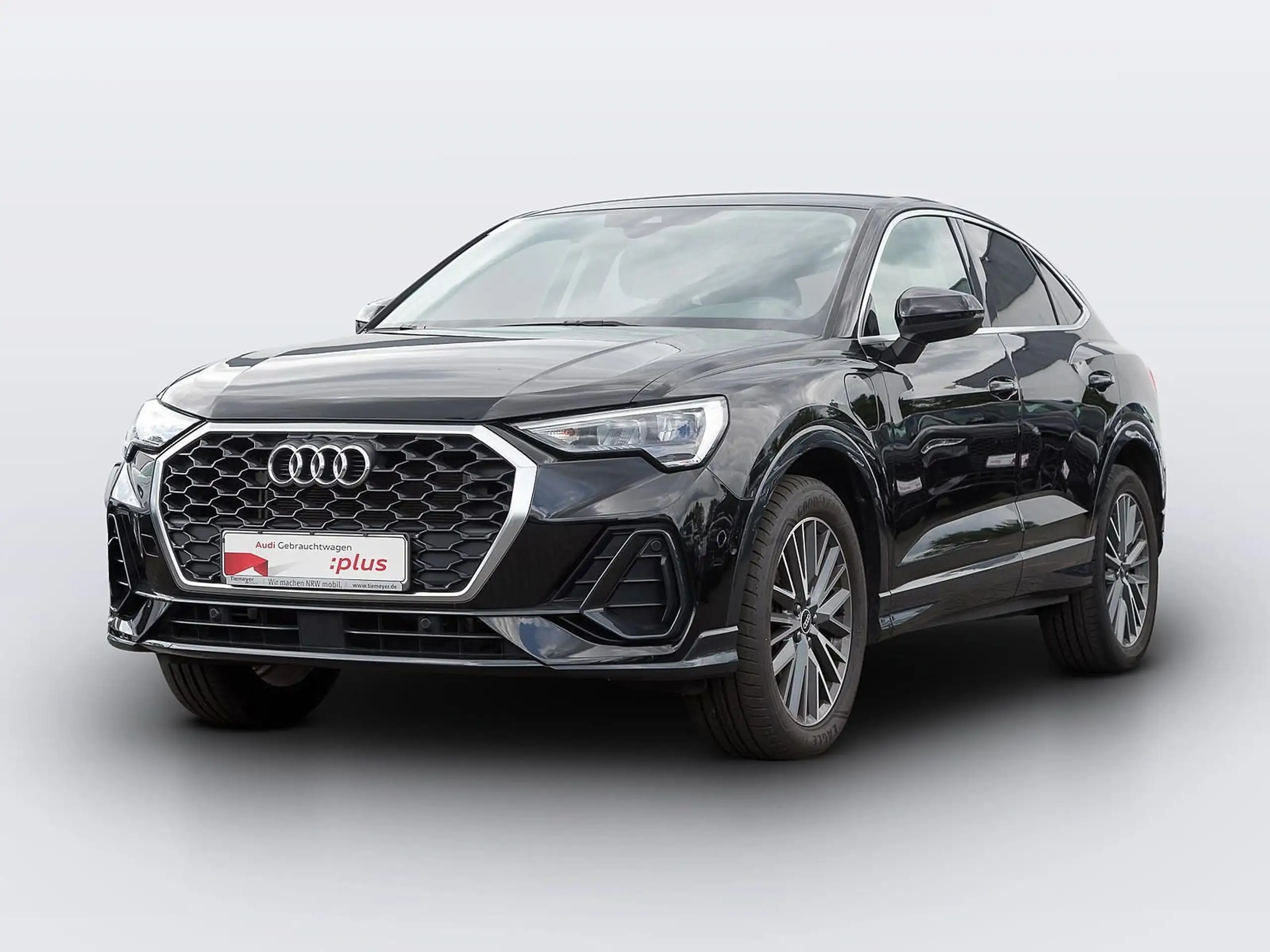 Audi - Q3