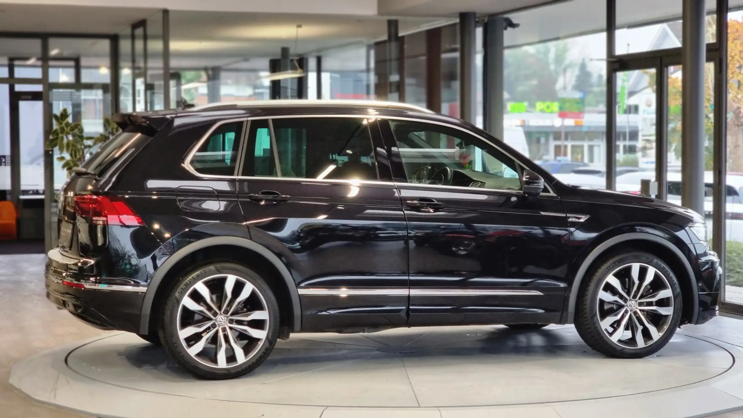 Volkswagen - Tiguan