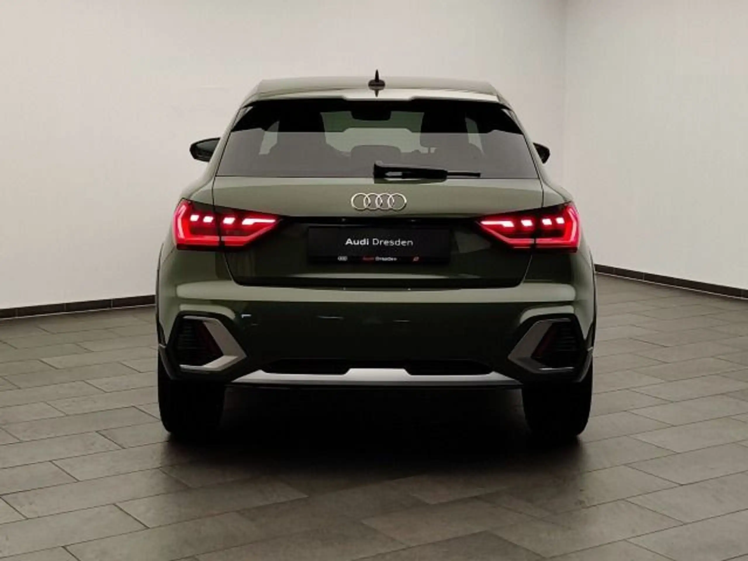 Audi - A1