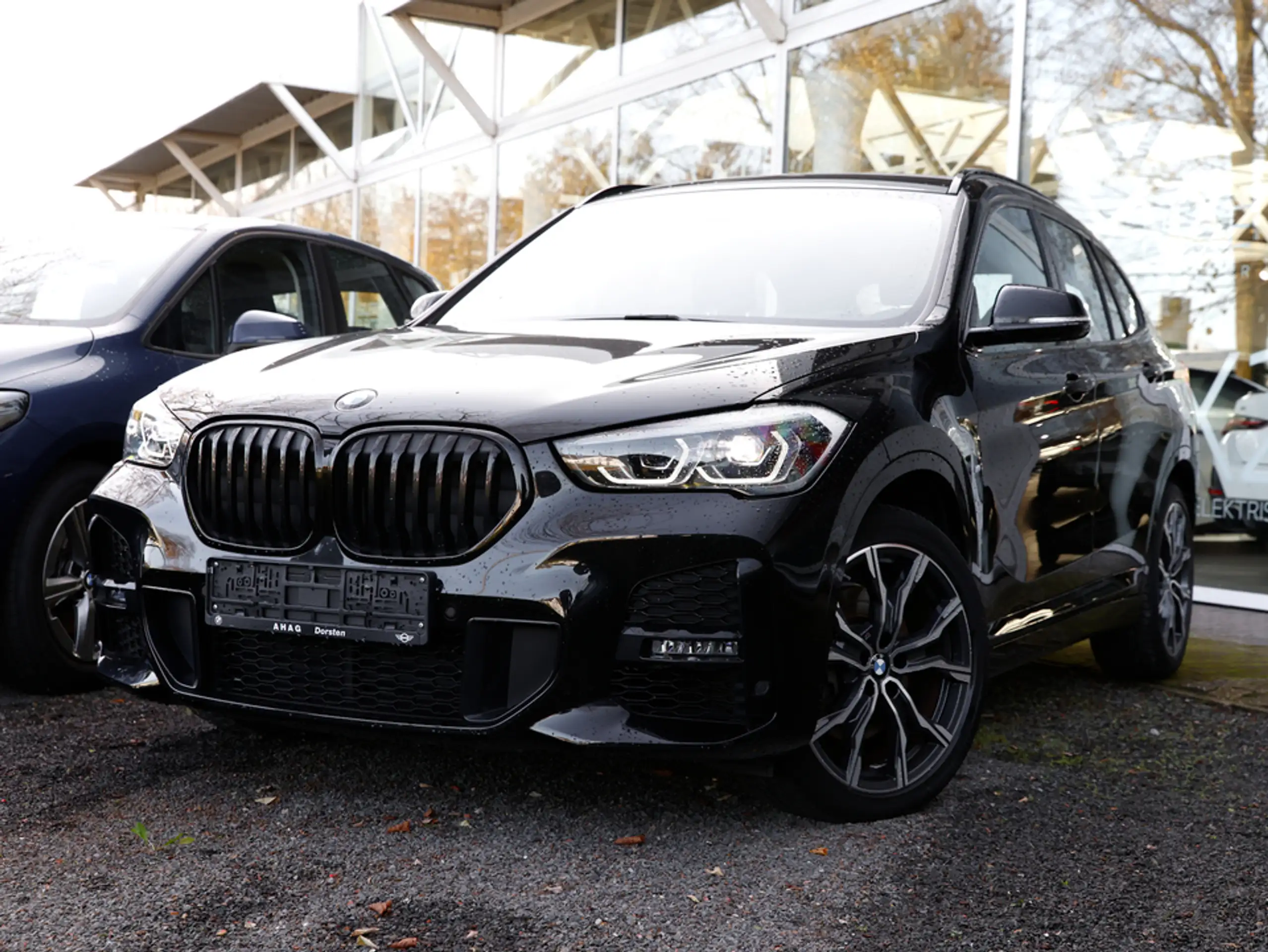 BMW - X1