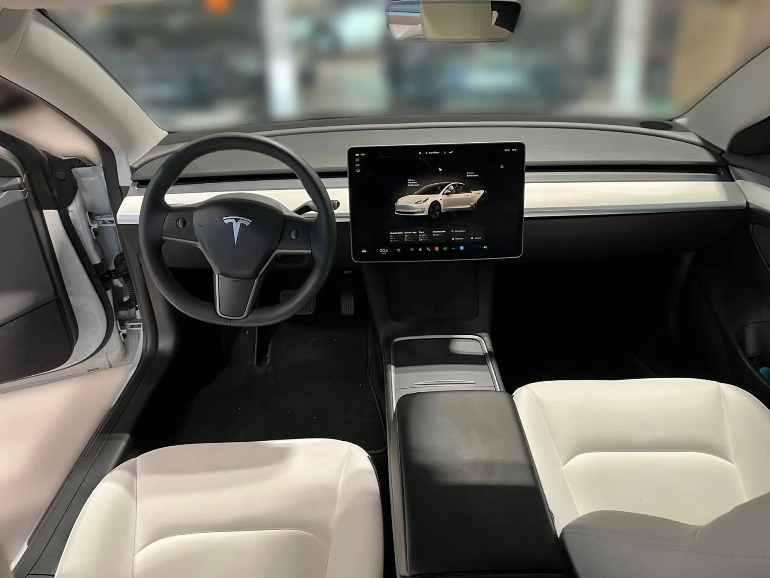 Tesla - Model 3