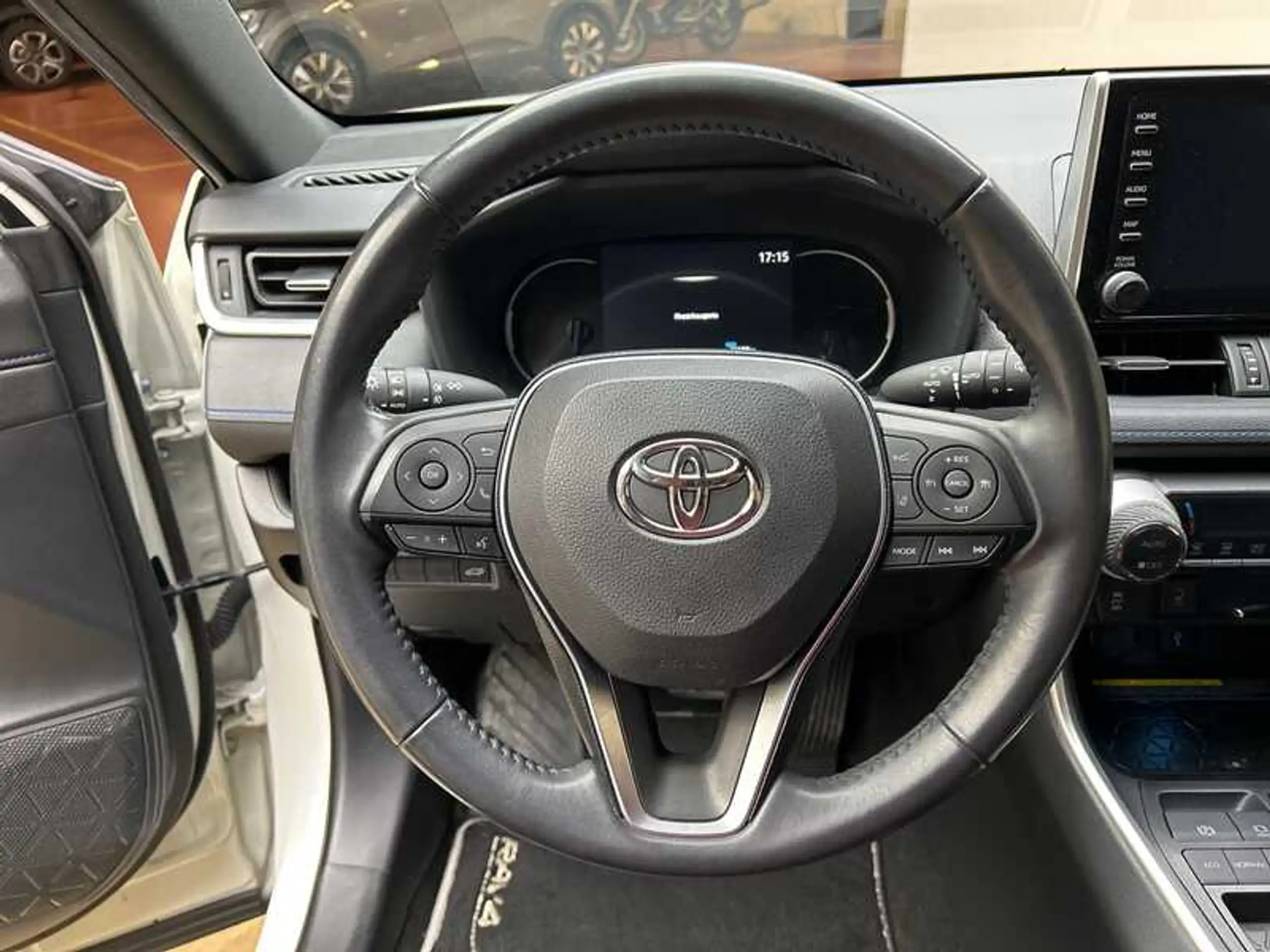 Toyota - RAV 4