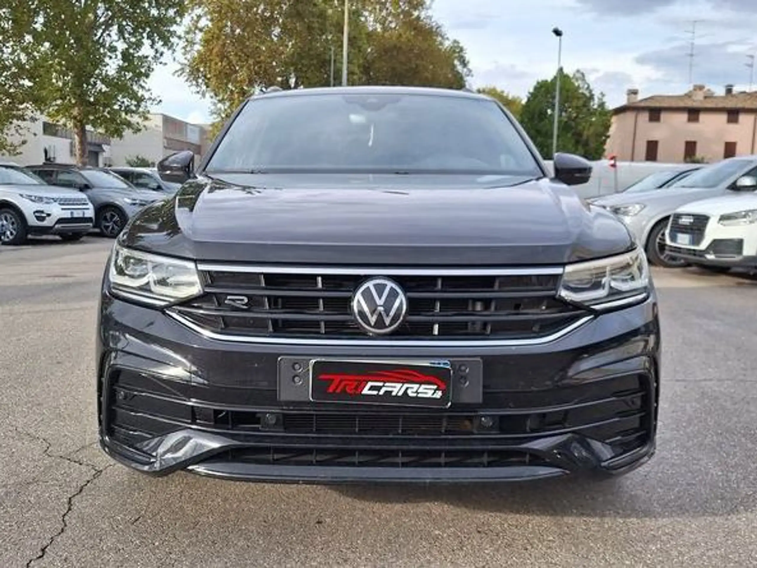 Volkswagen - Tiguan