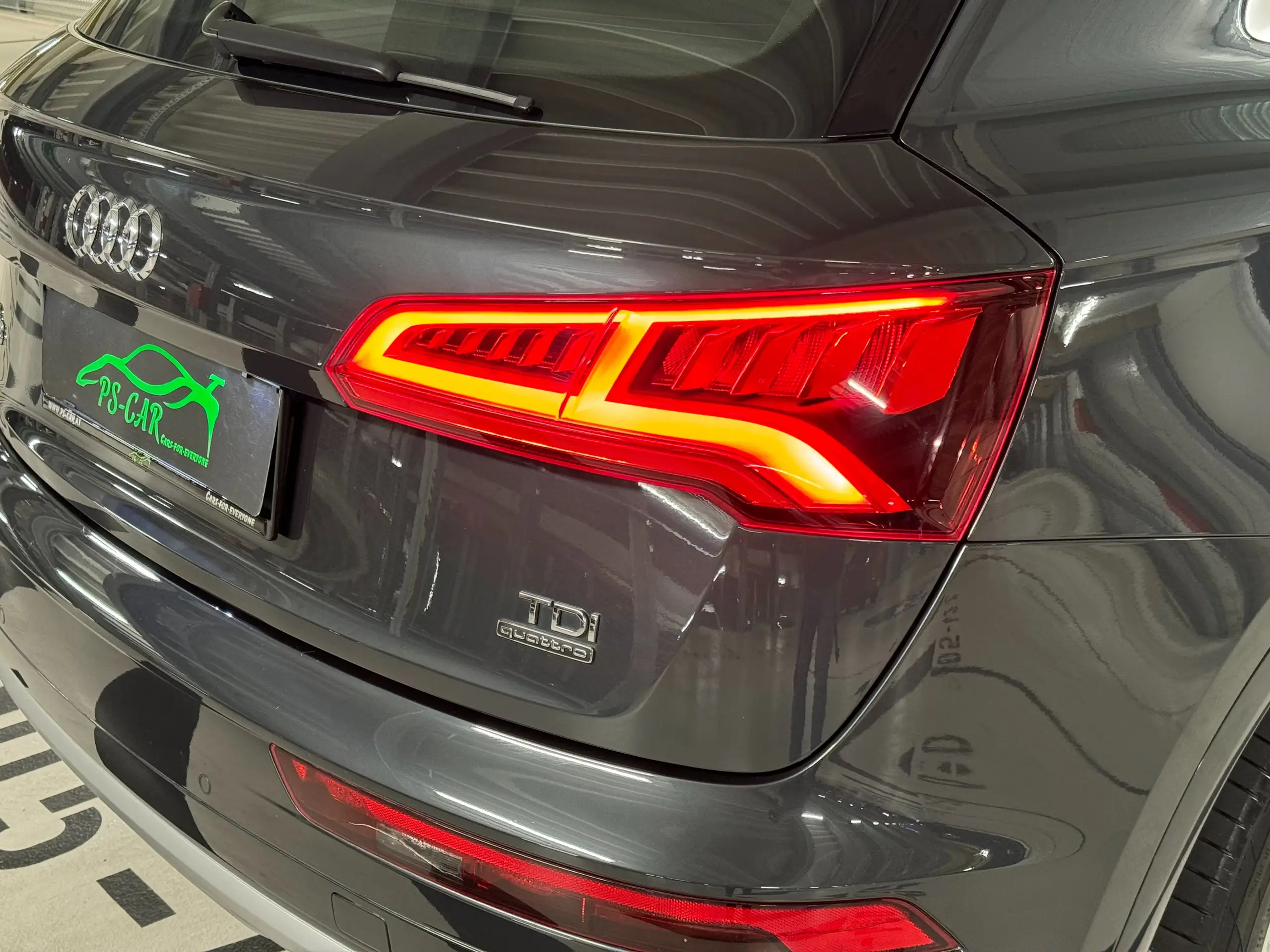 Audi - Q5