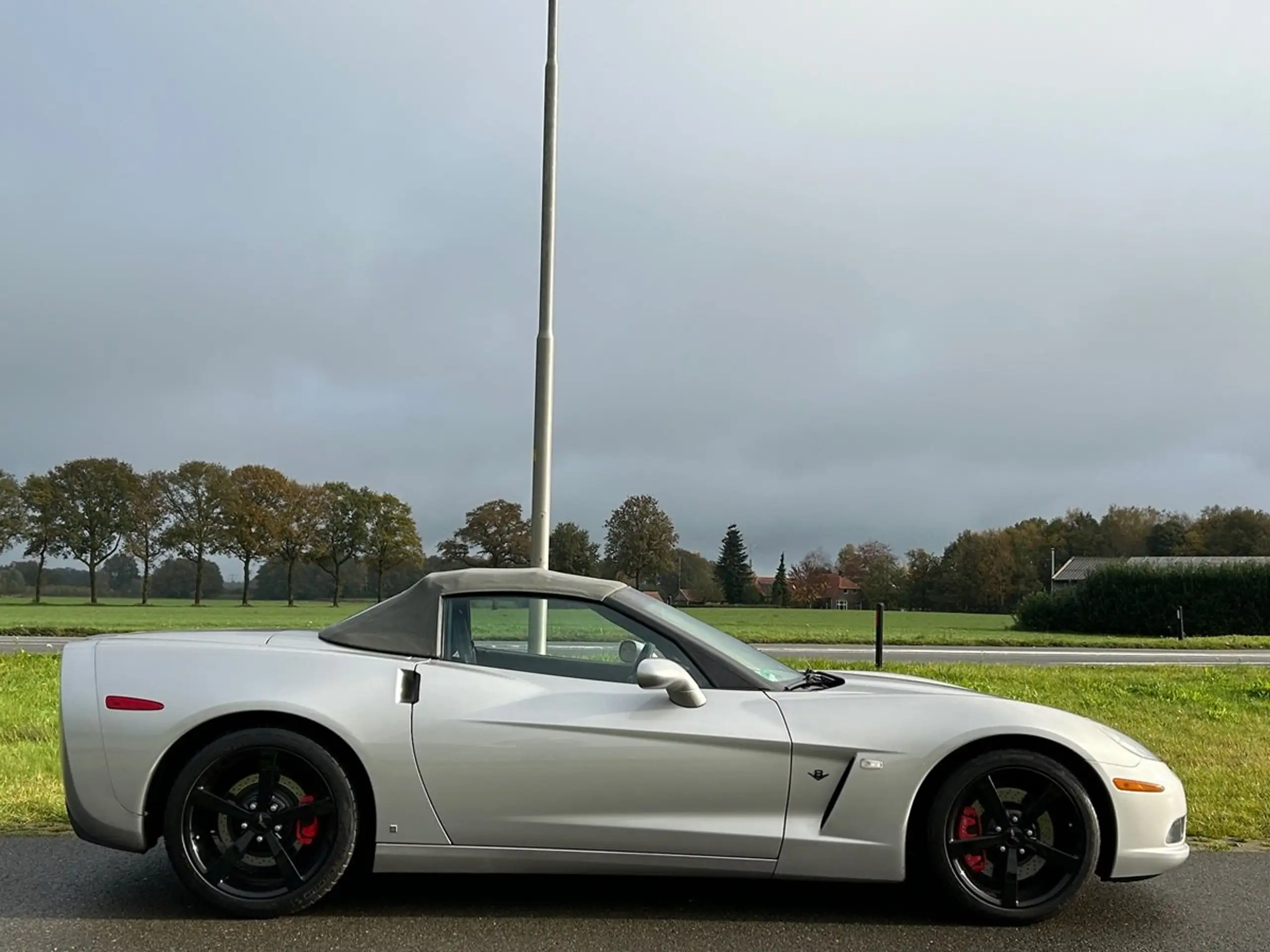 Chevrolet - Corvette