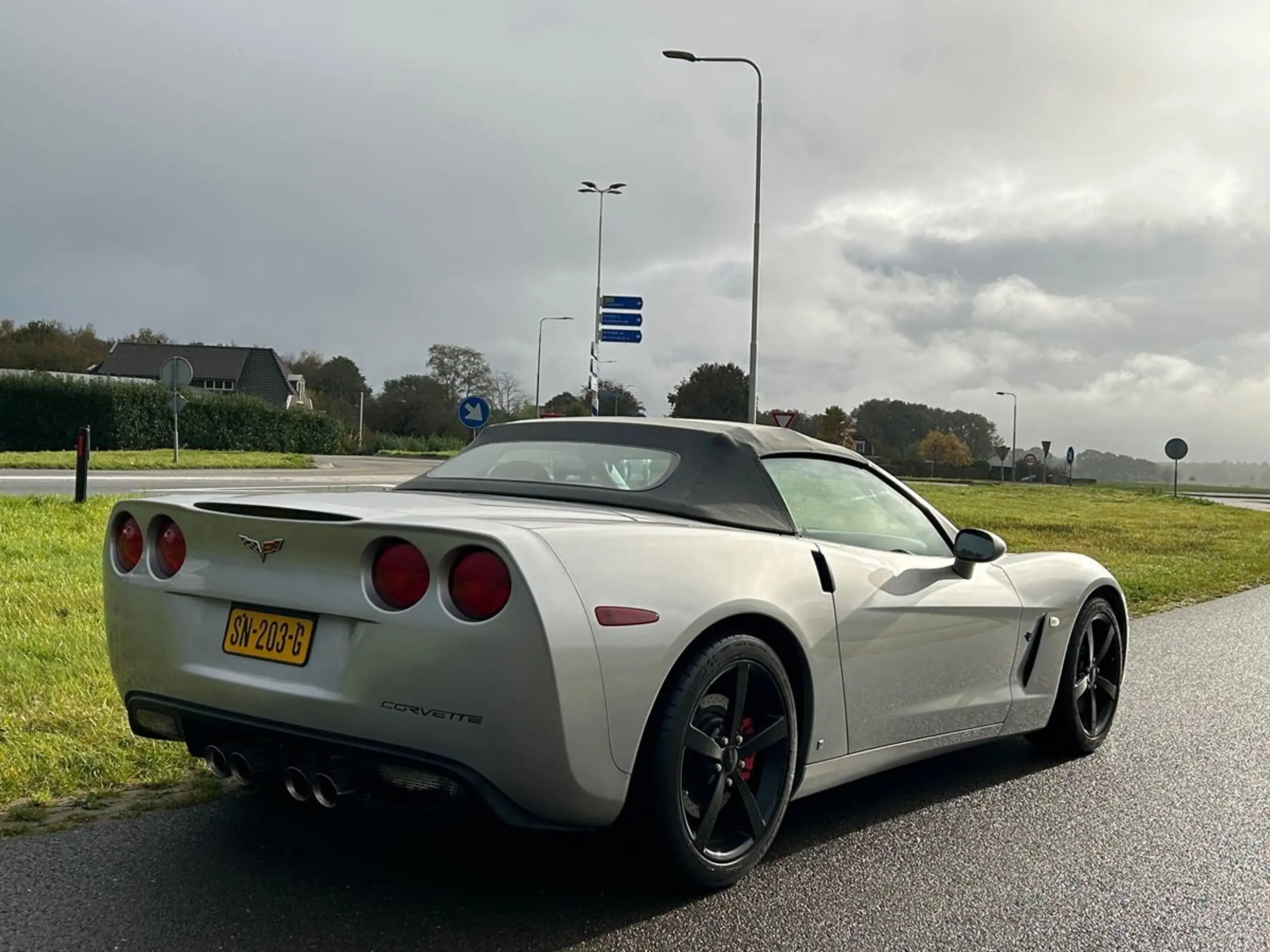 Chevrolet - Corvette