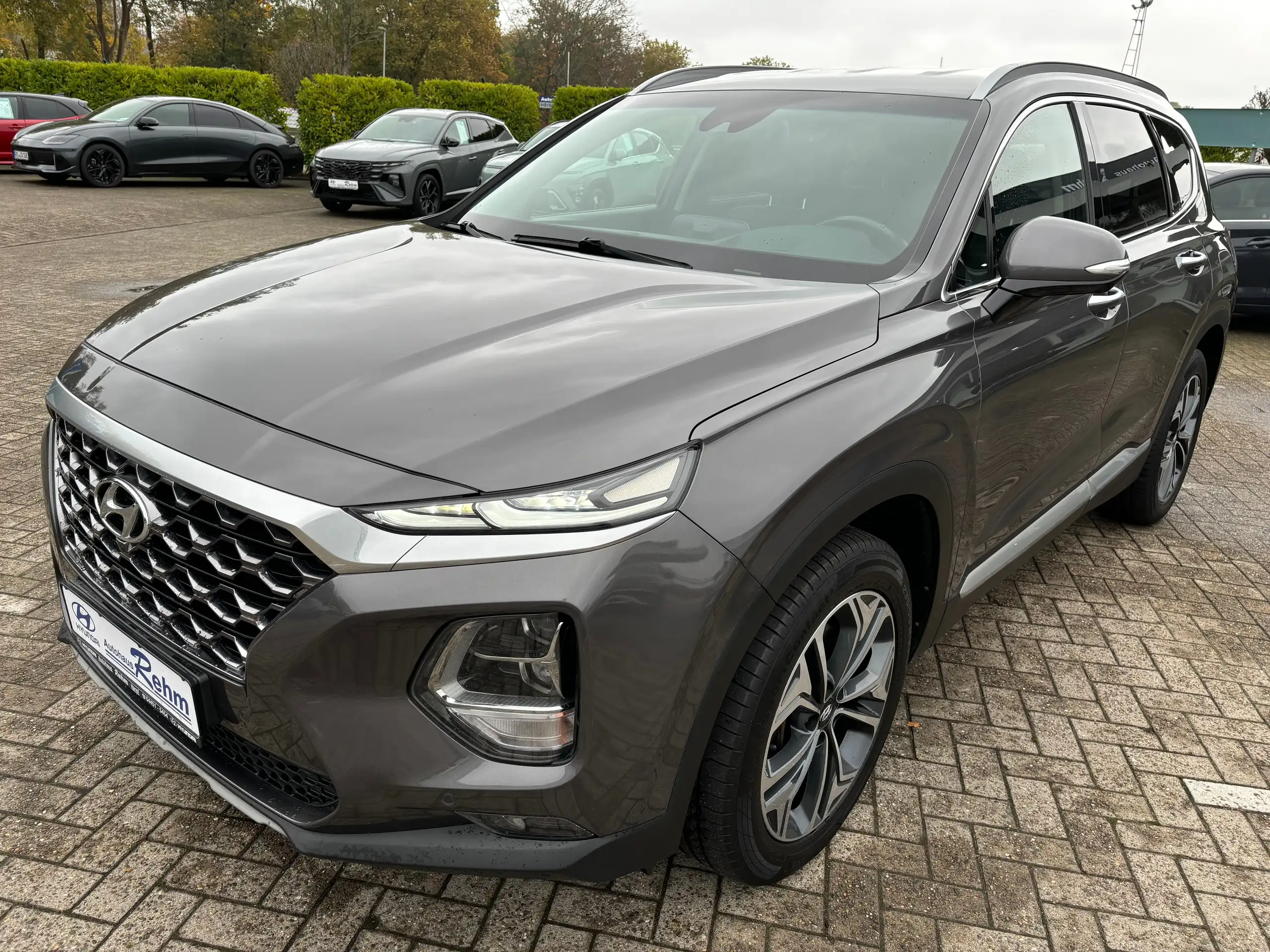 Hyundai - SANTA FE