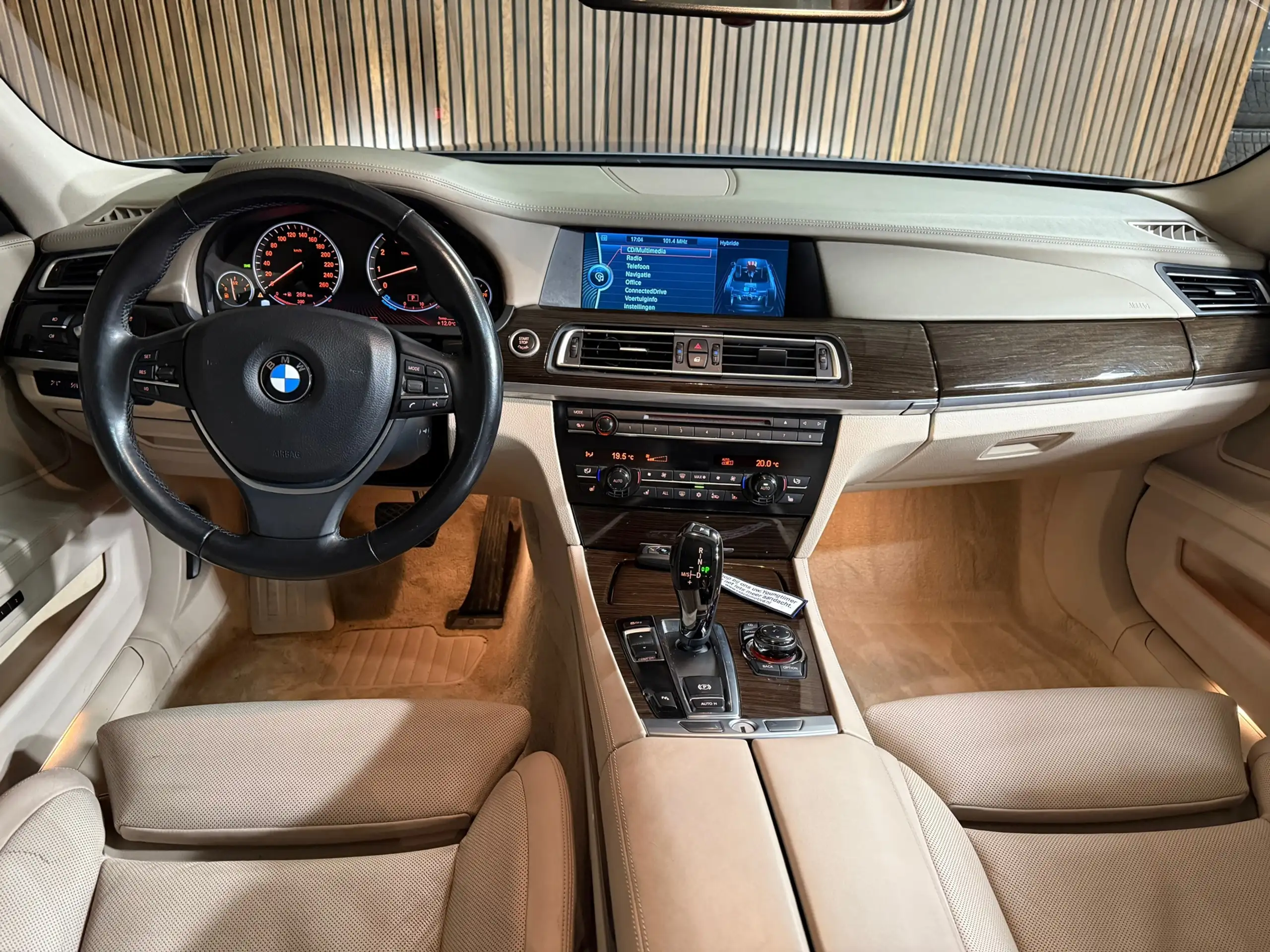 BMW - Active Hybrid 7