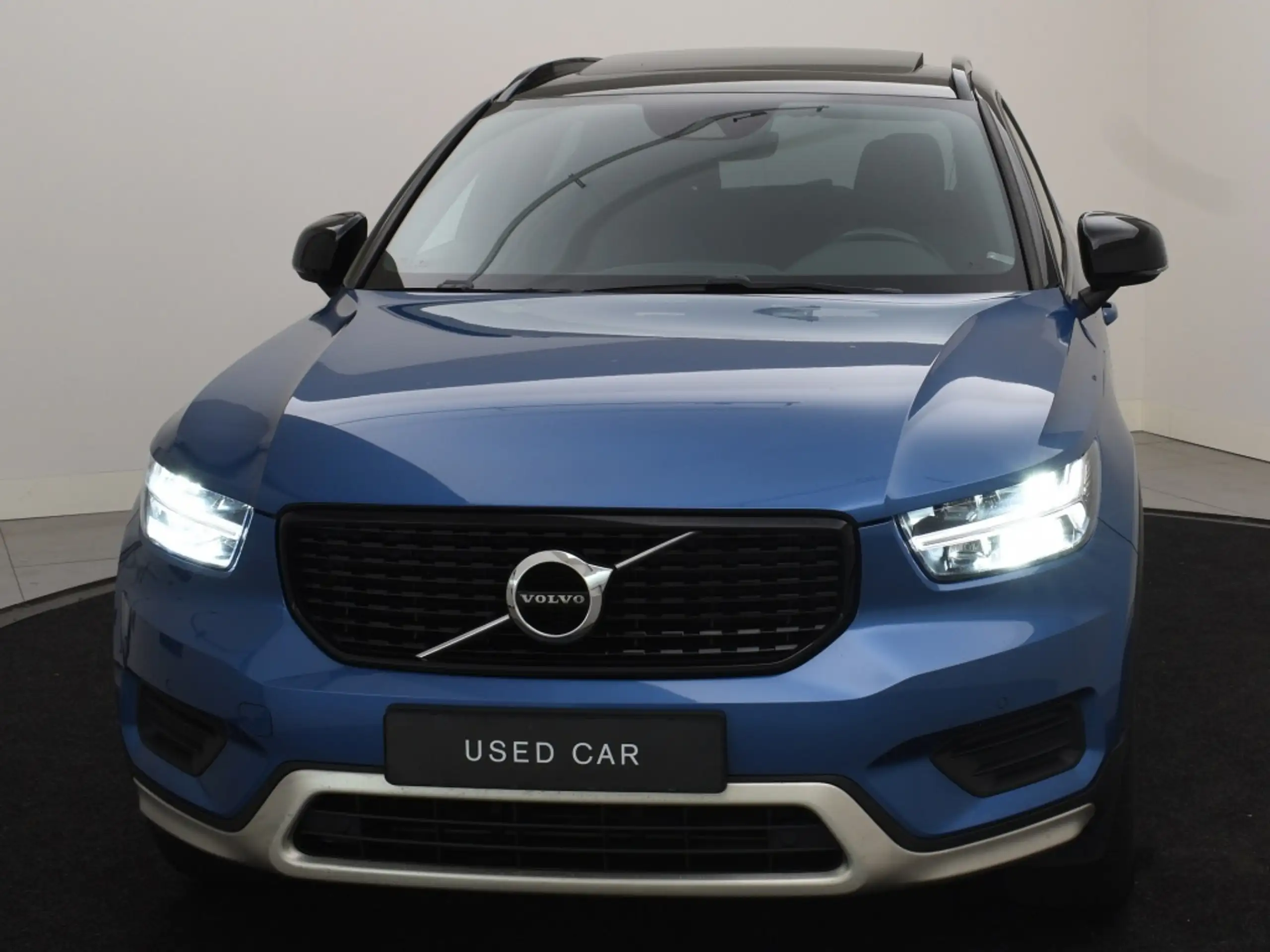 Volvo - XC40