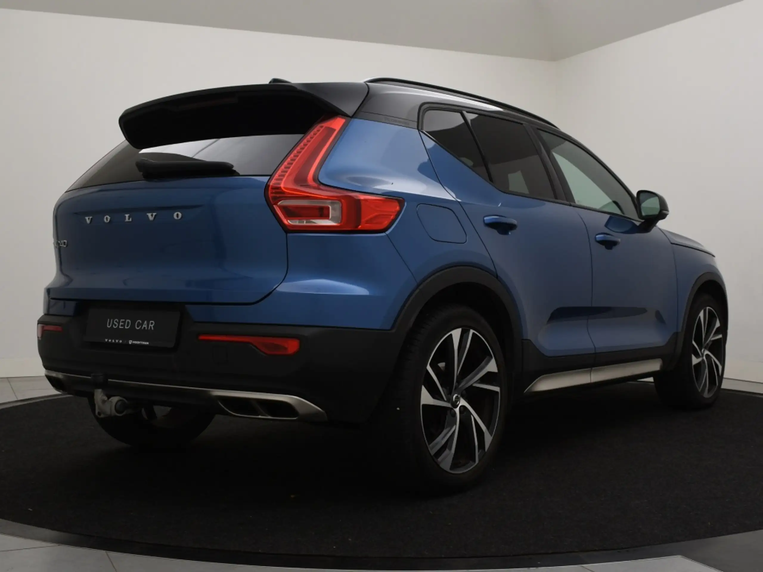 Volvo - XC40