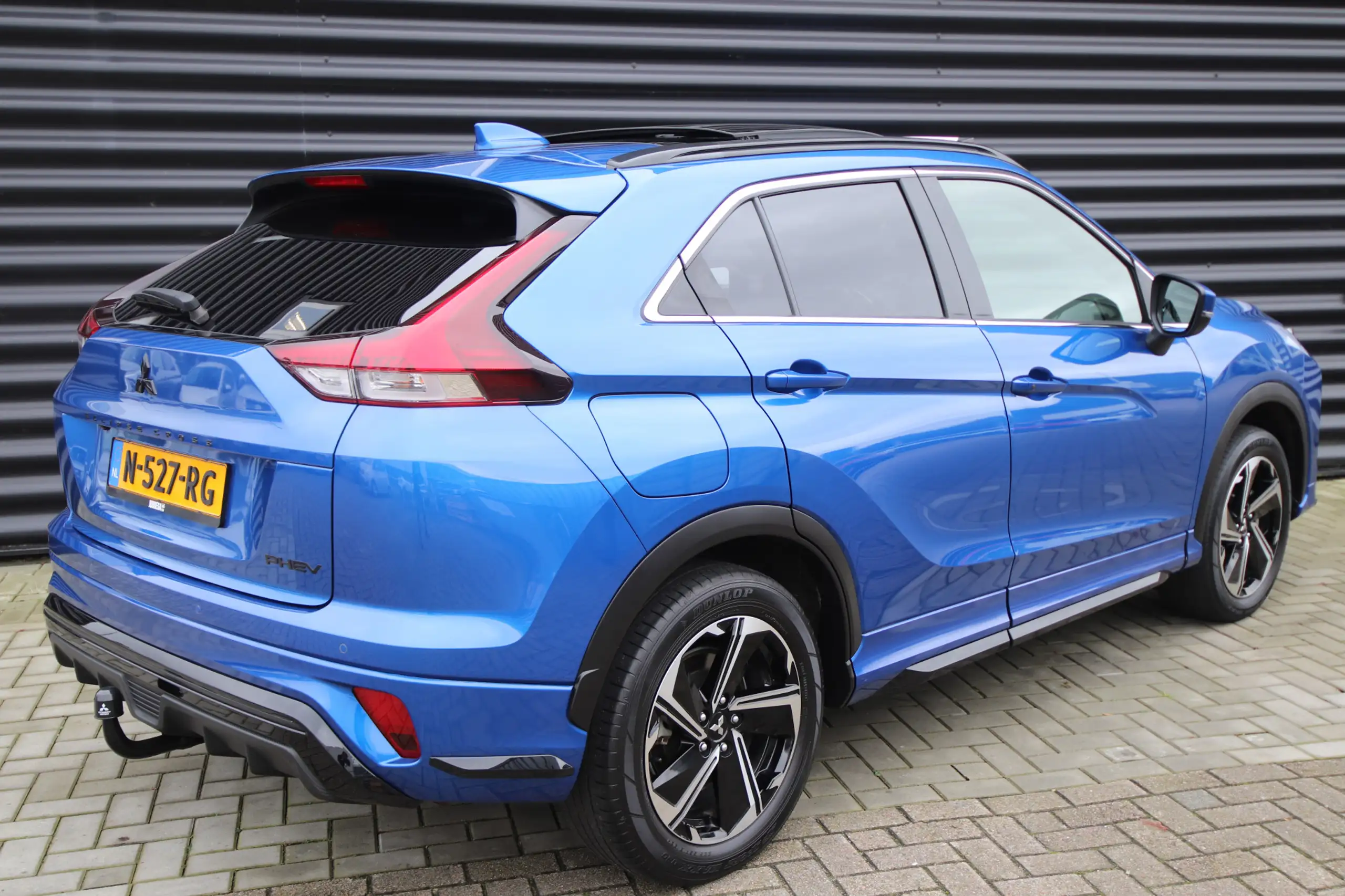 Mitsubishi - Eclipse Cross