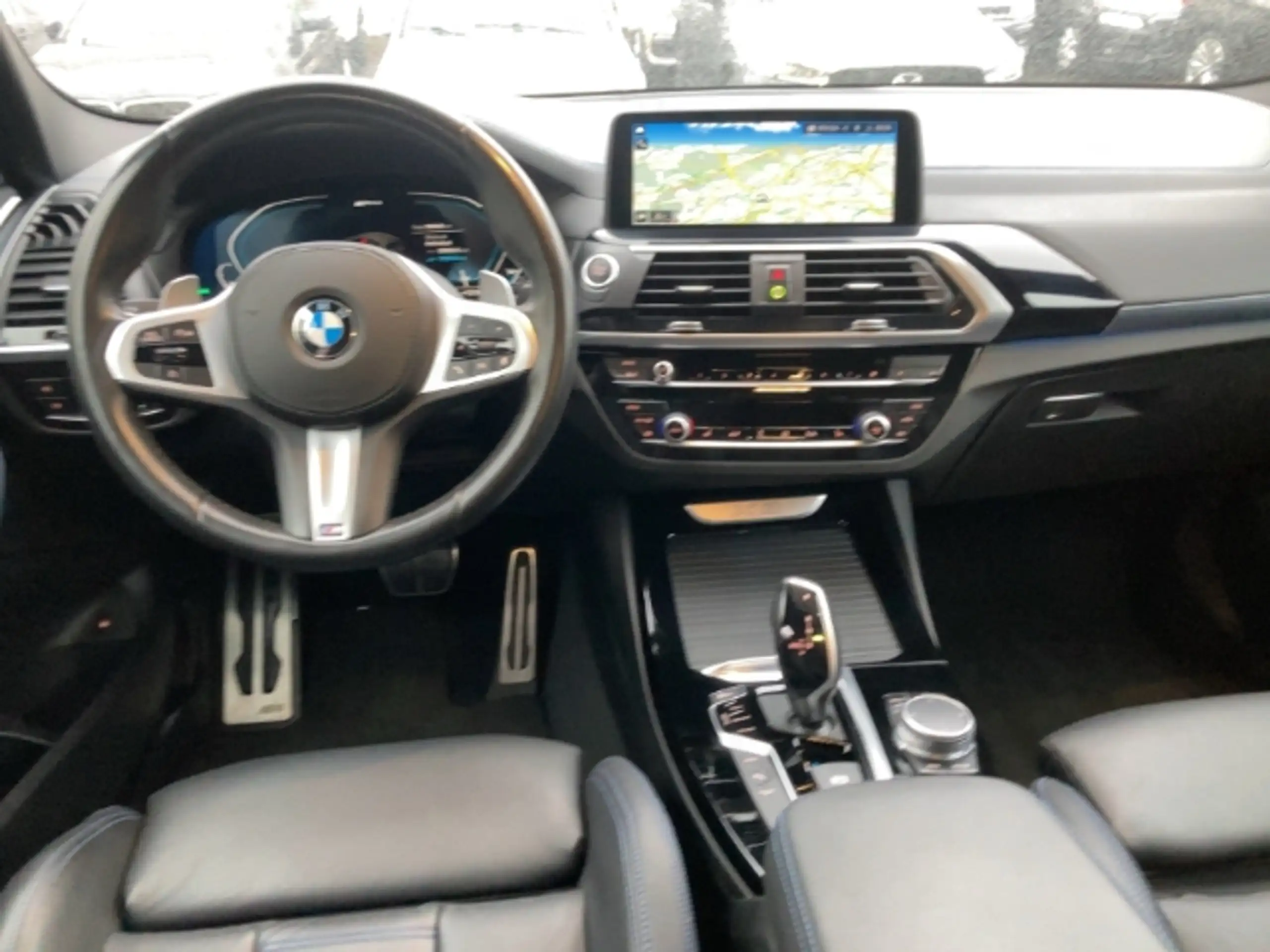 BMW - X3