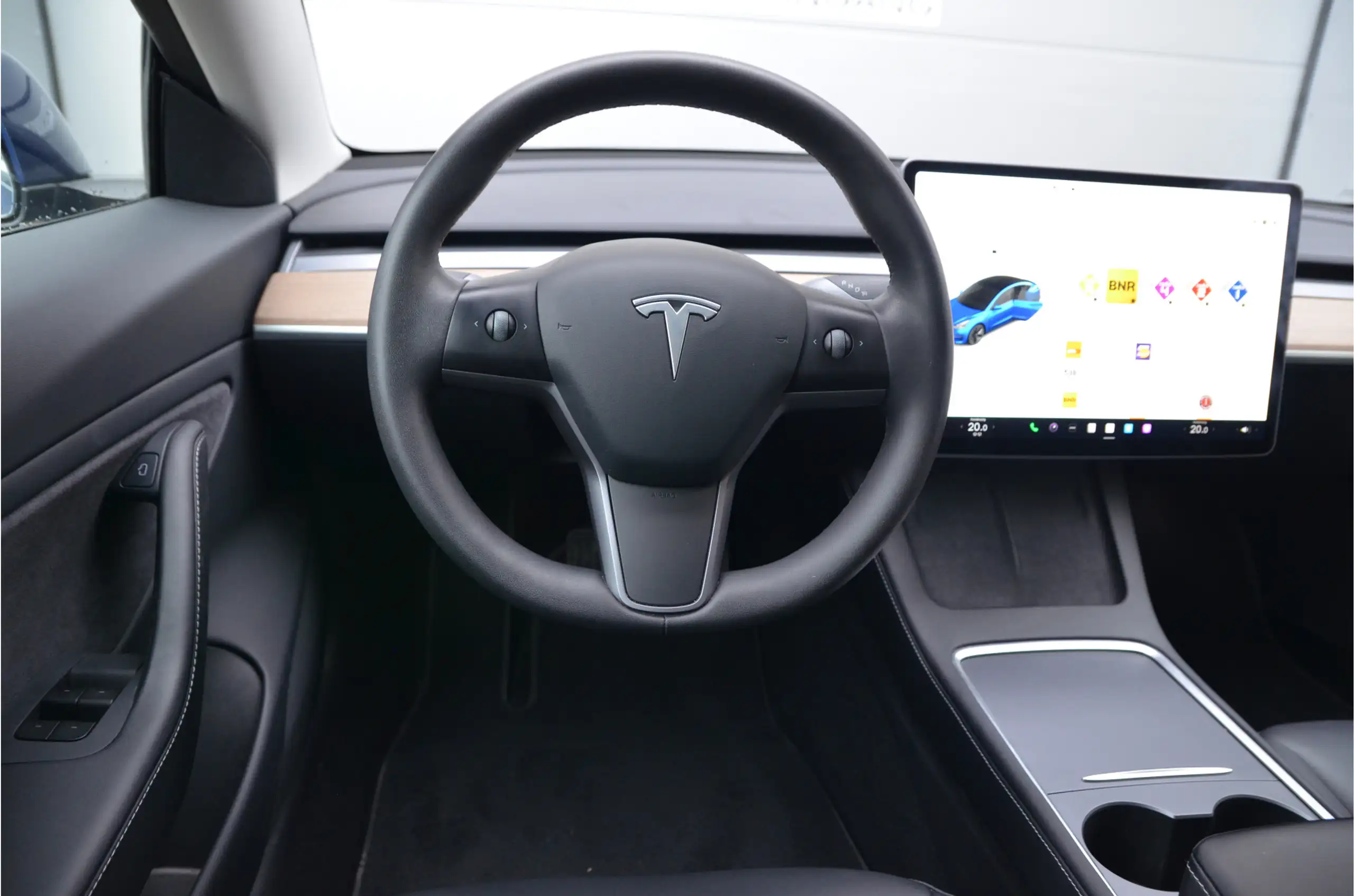 Tesla - Model 3