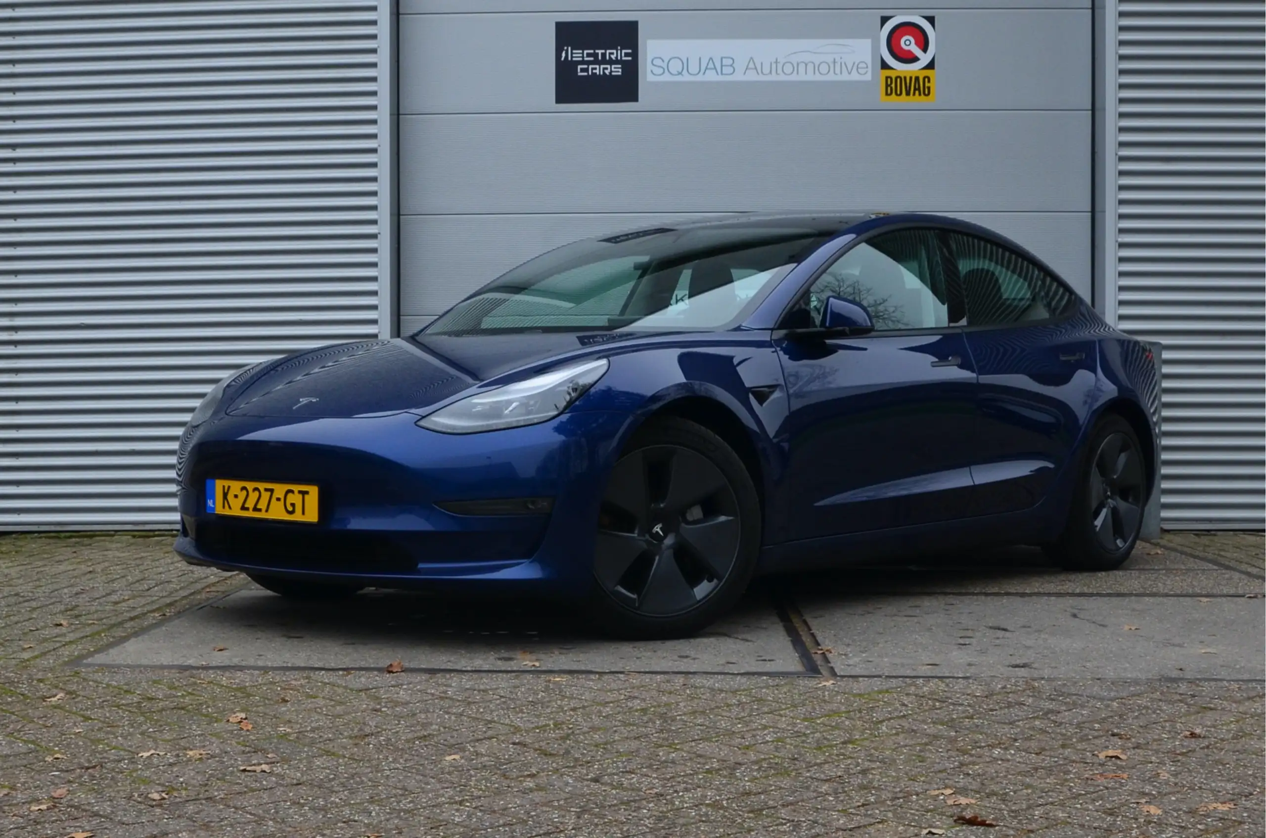 Tesla - Model 3