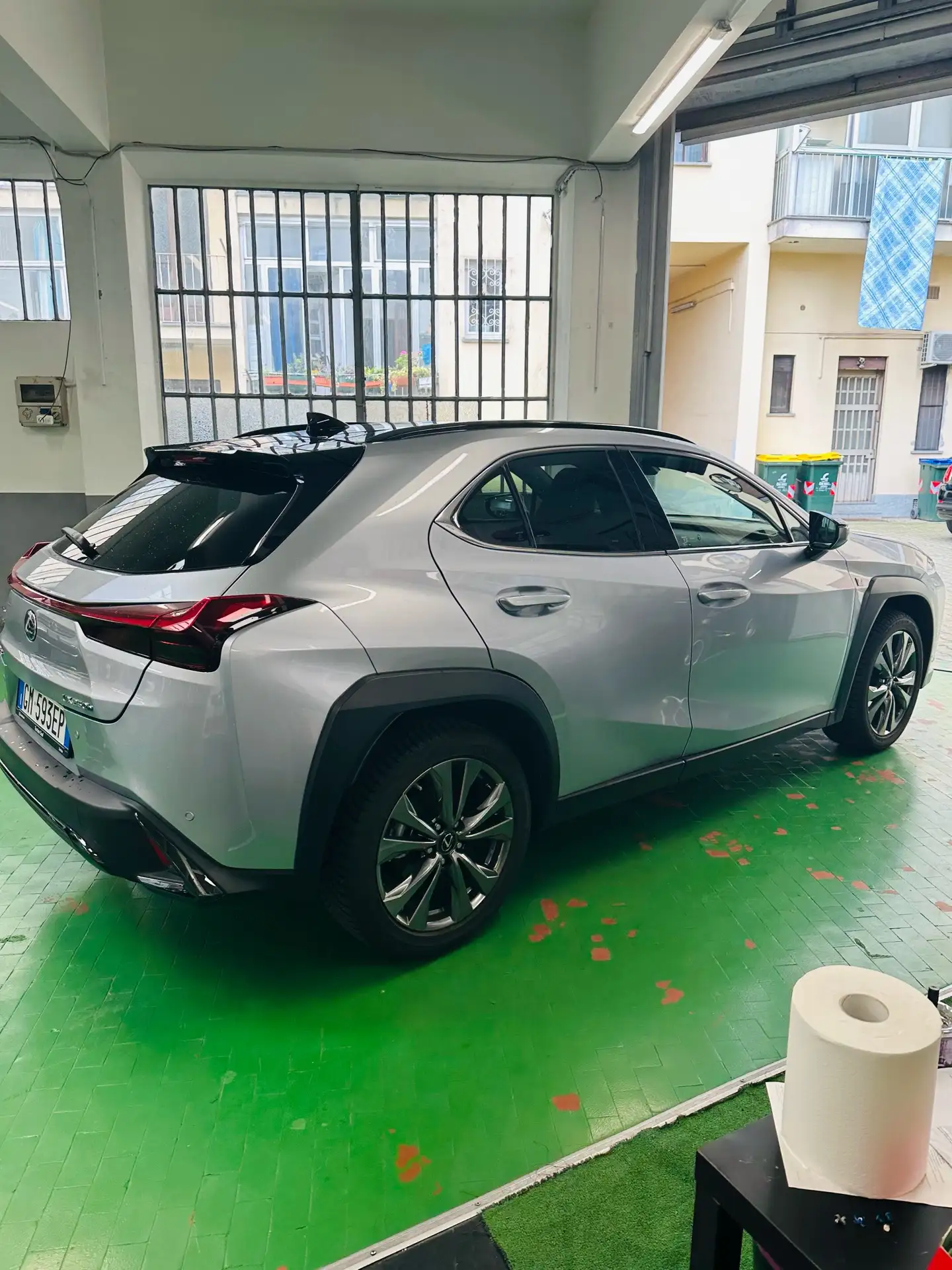 Lexus - UX 250h