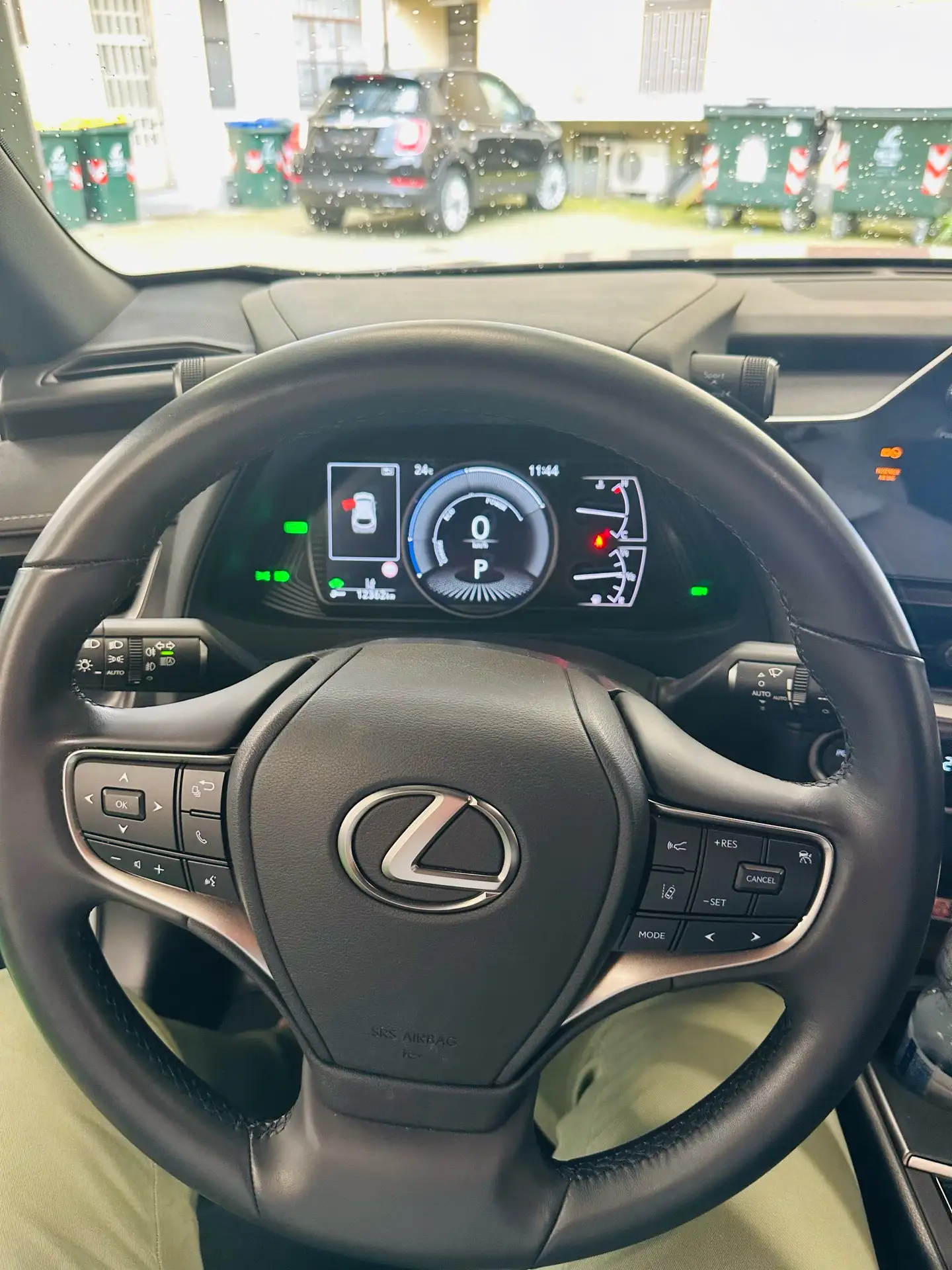 Lexus - UX 250h