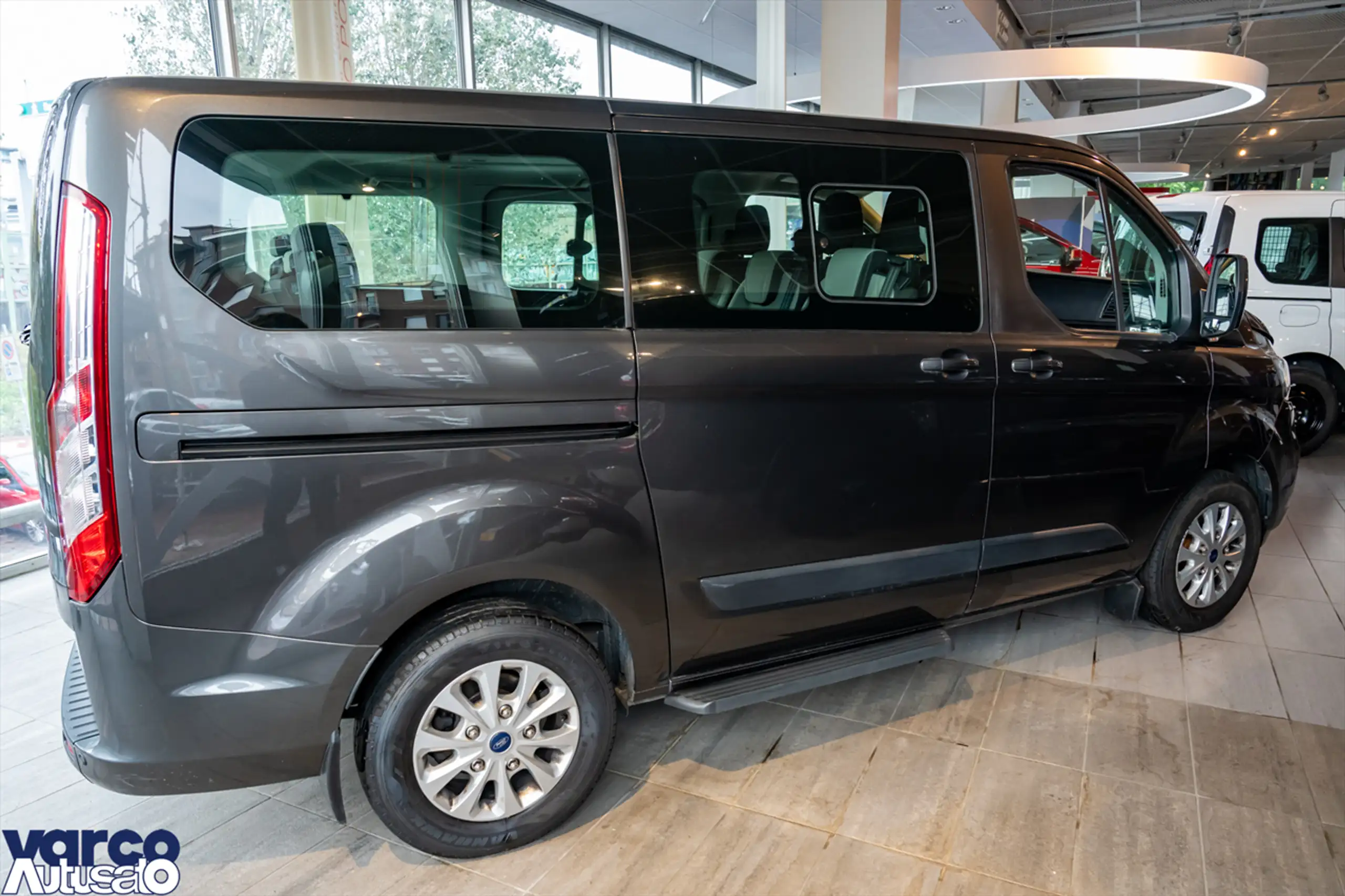 Ford - Tourneo Custom