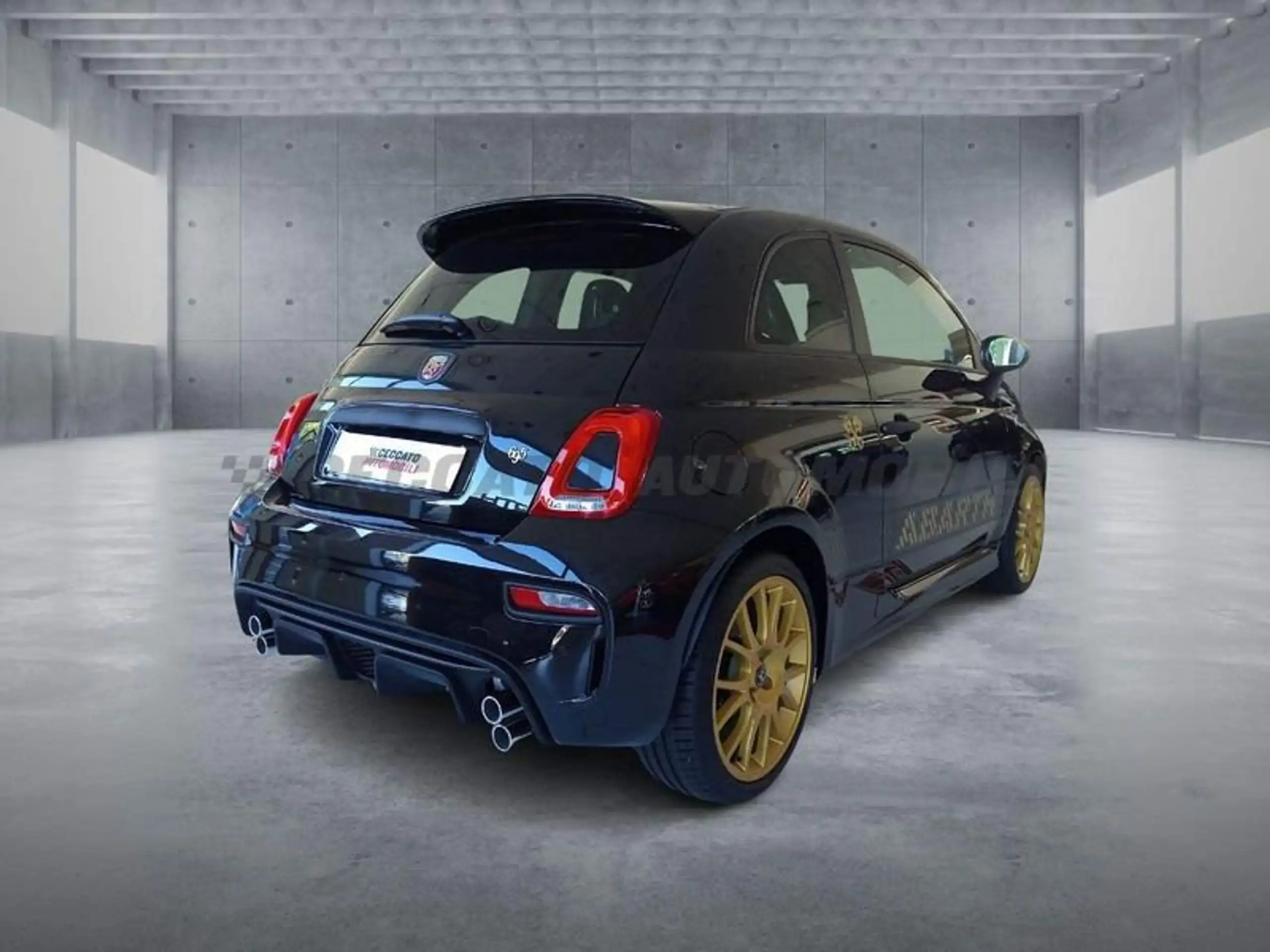 Abarth - 695