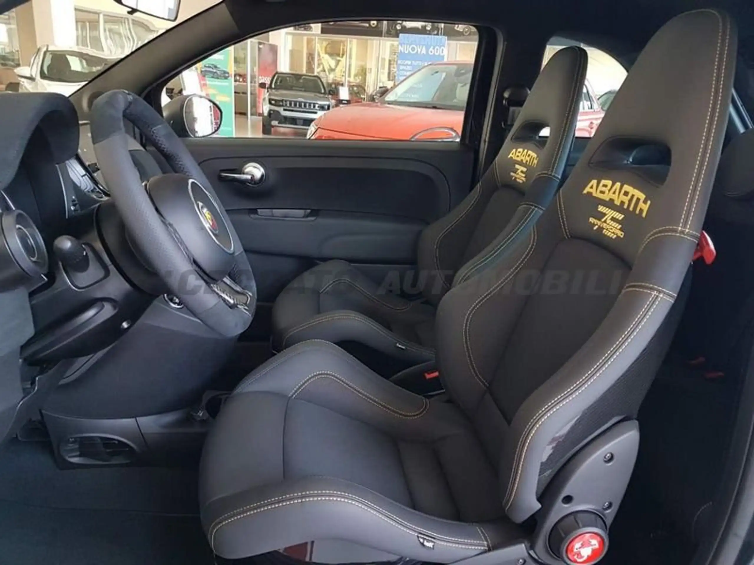 Abarth - 695