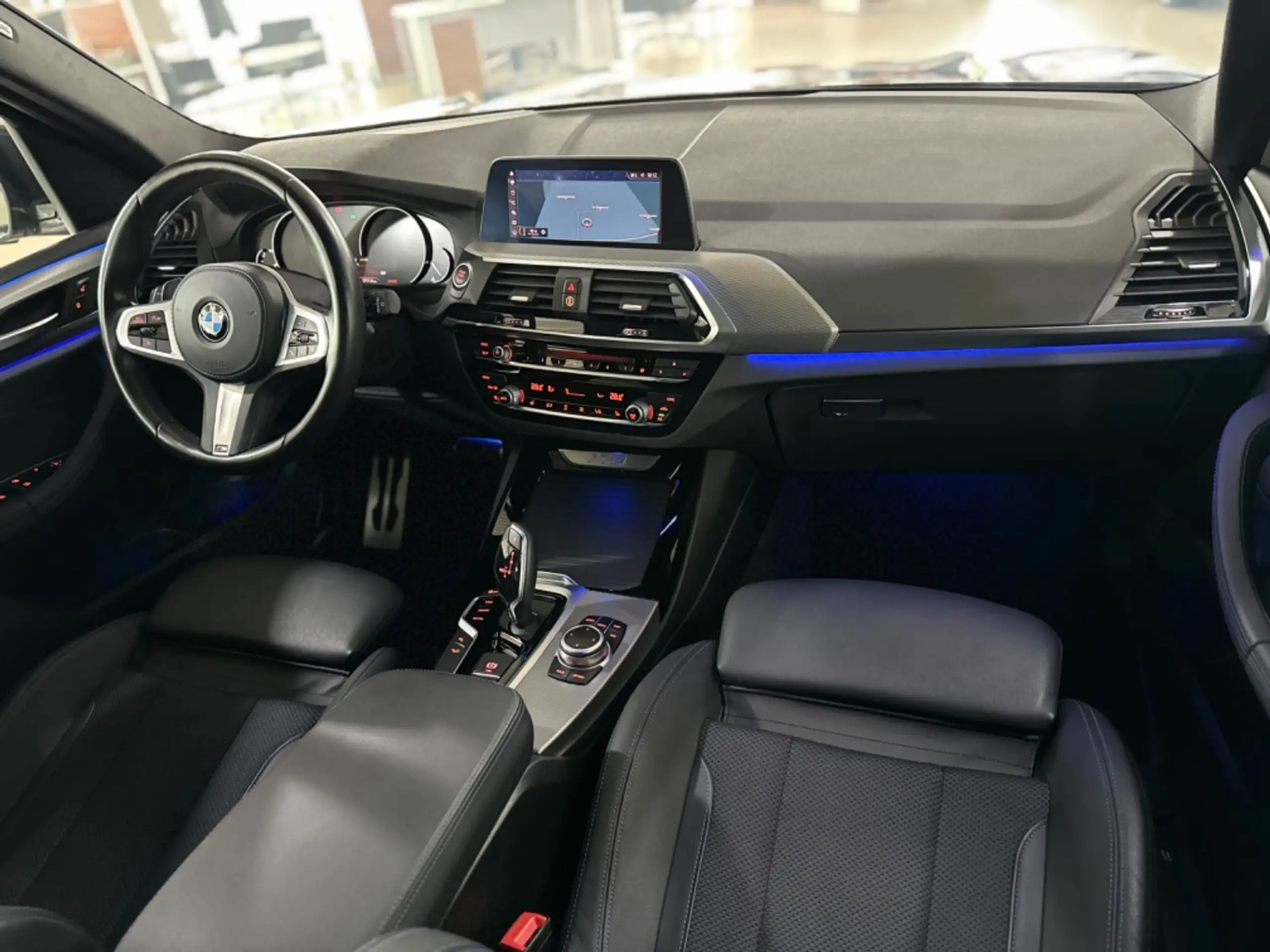 BMW - X3