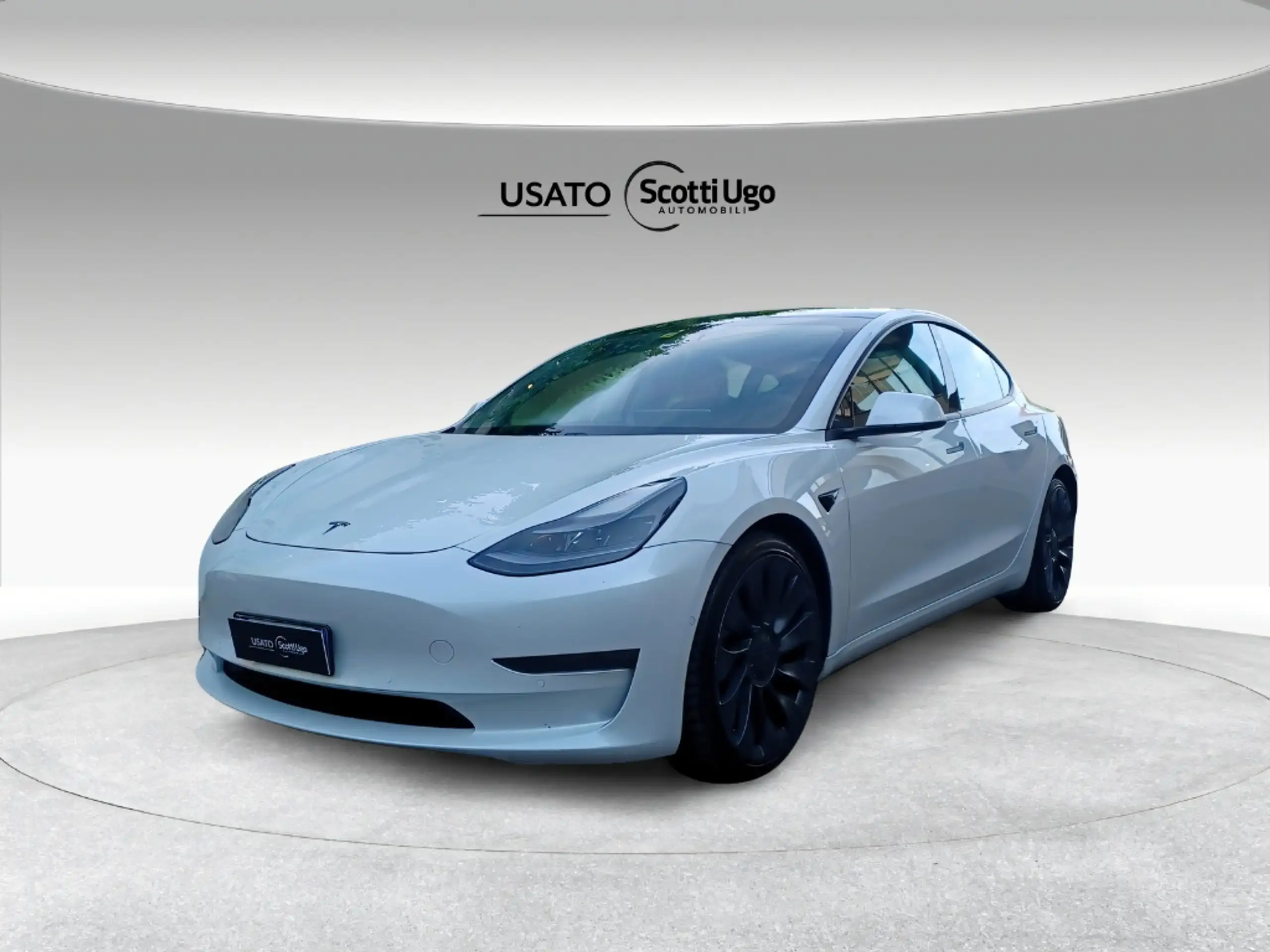 Tesla - Model 3