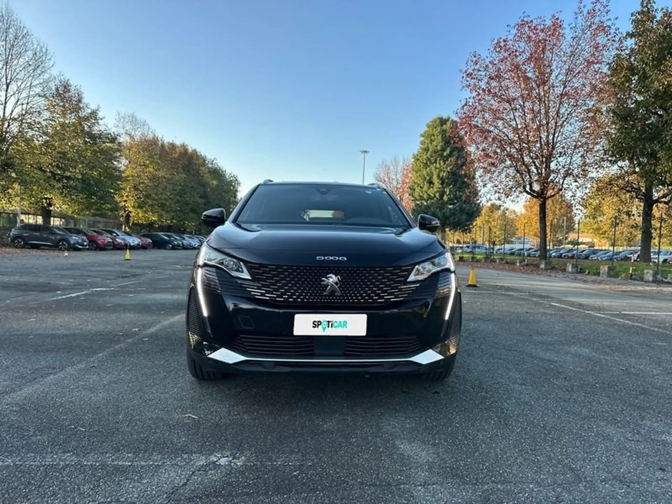 Peugeot - 5008