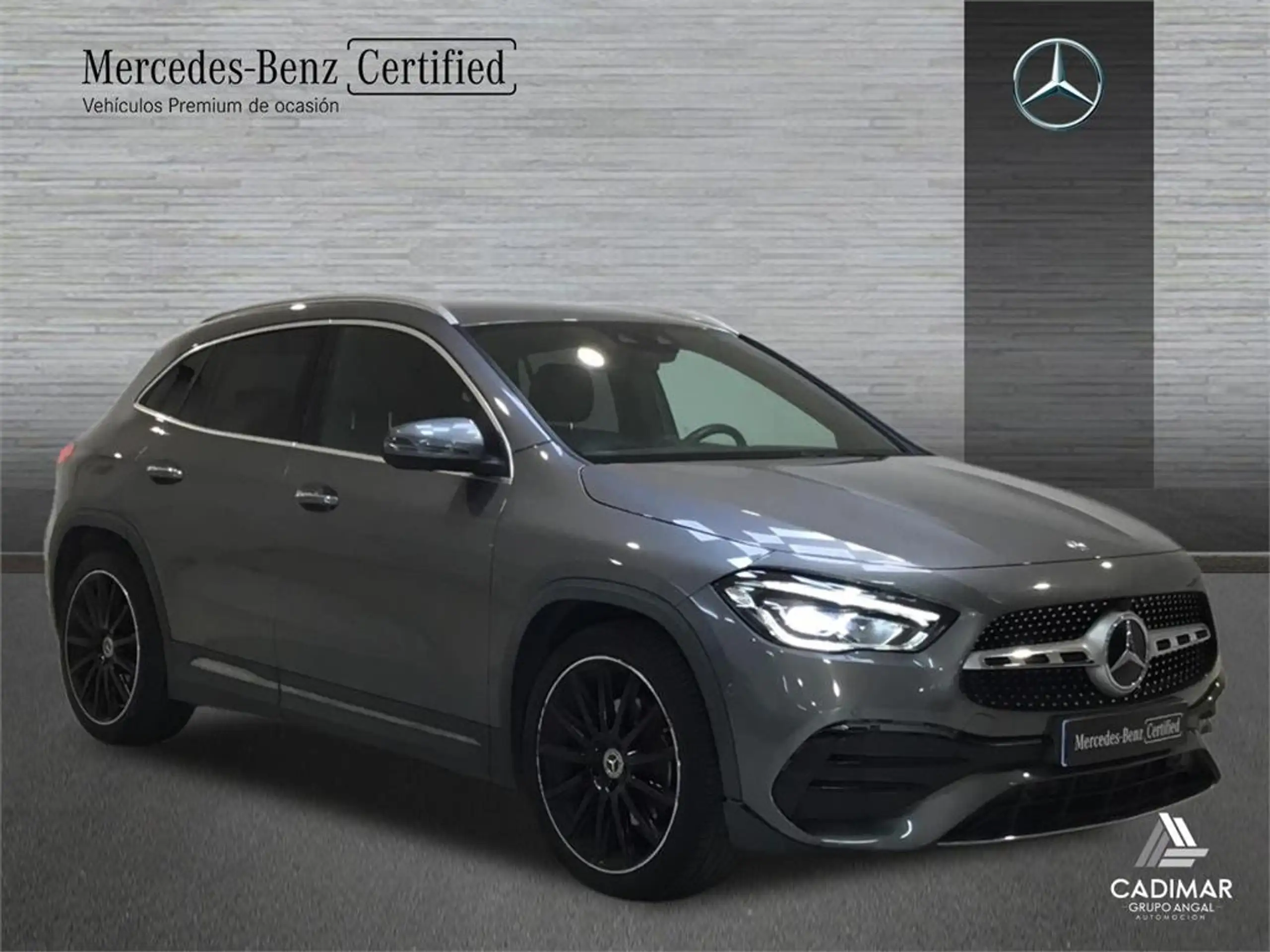 Mercedes-Benz - GLA 200