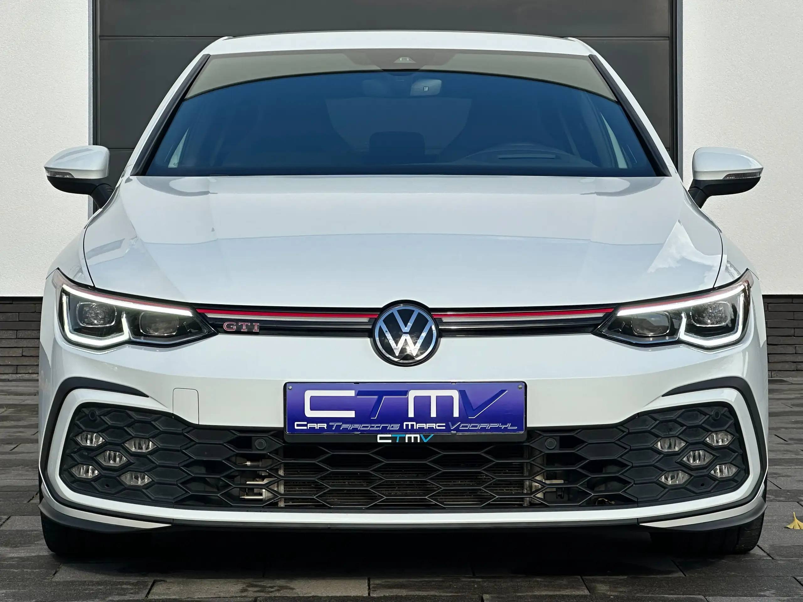 Volkswagen - Golf GTI