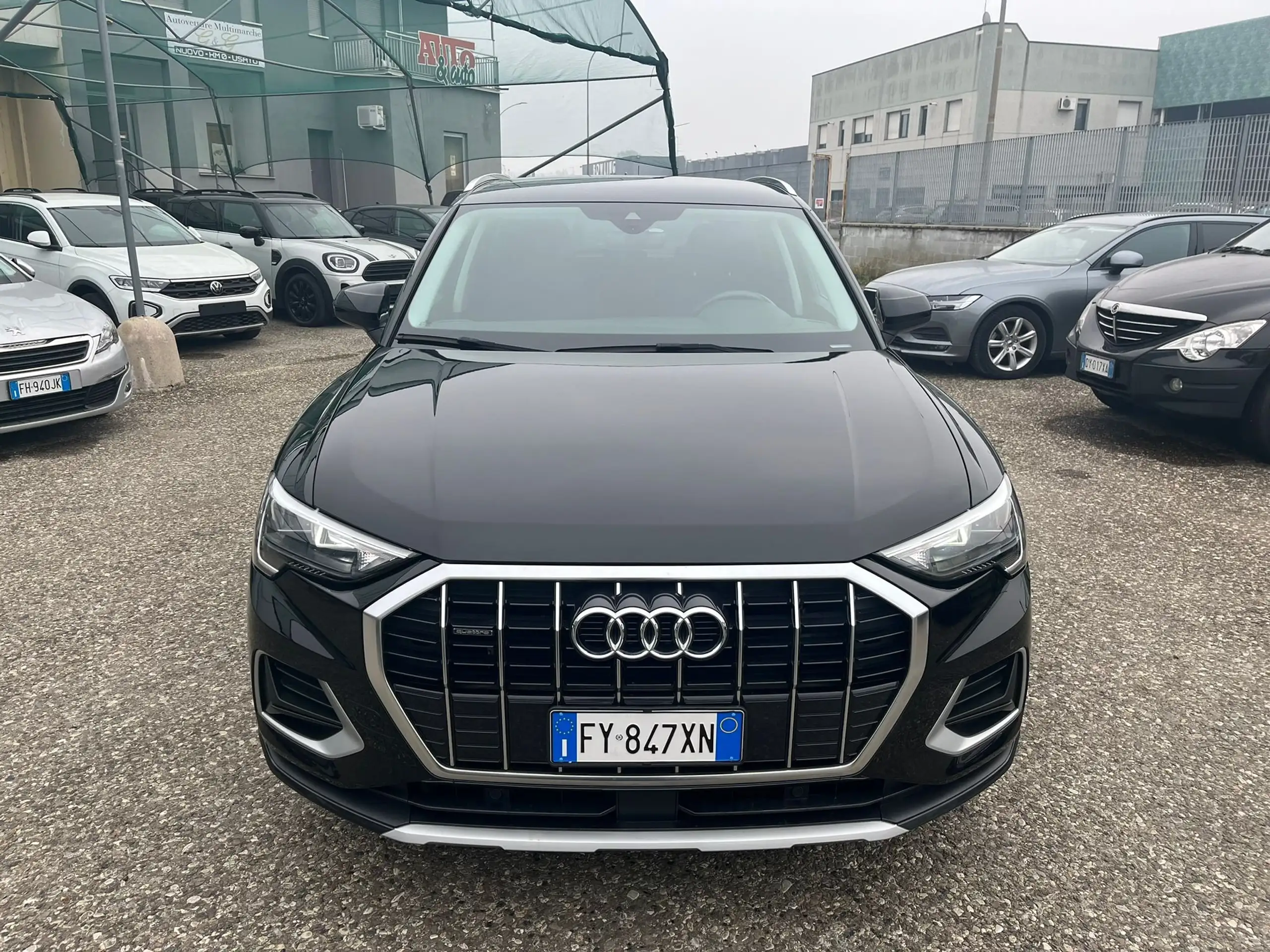 Audi - Q3