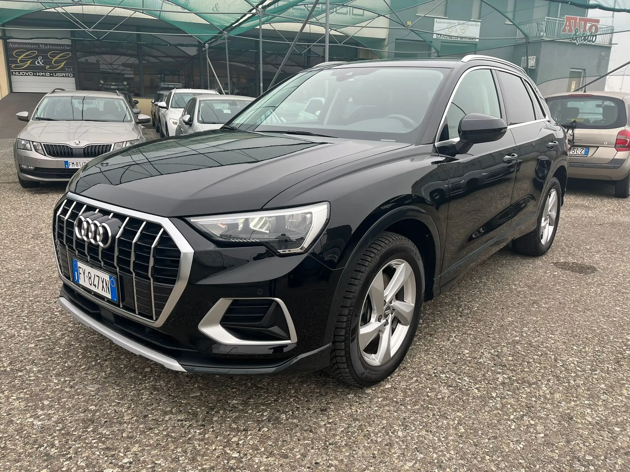 Audi - Q3