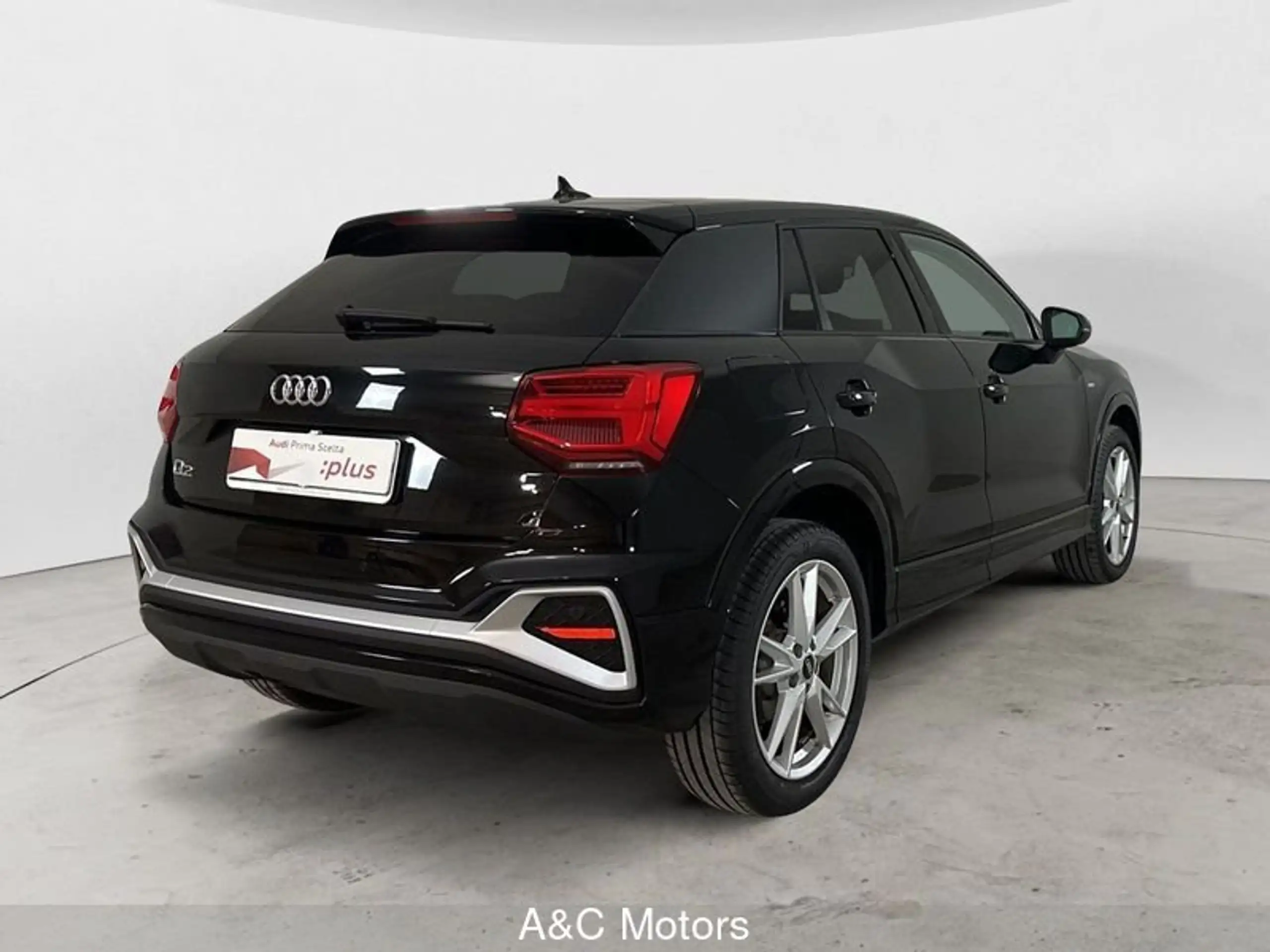 Audi - Q2