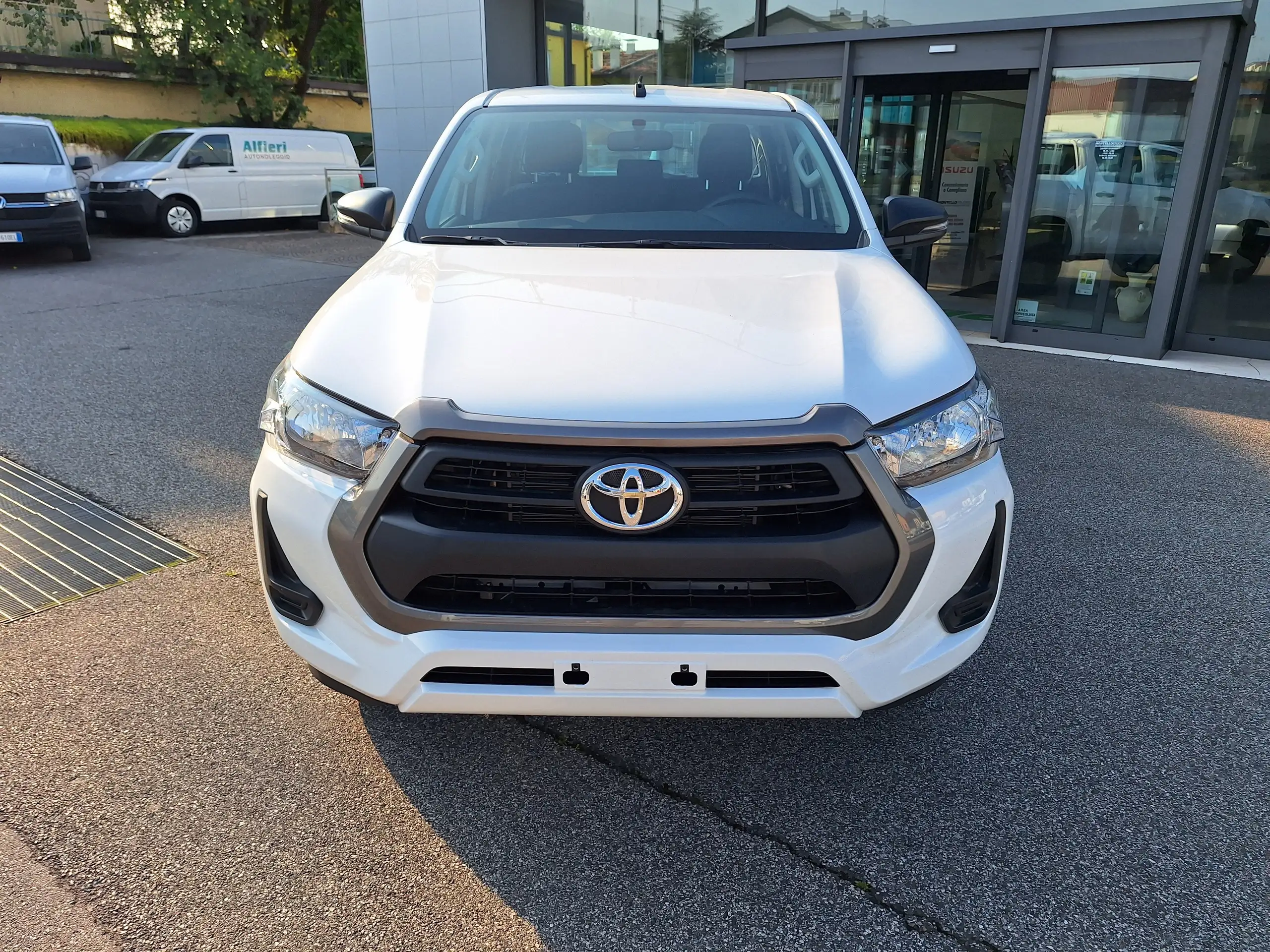 Toyota - Hilux