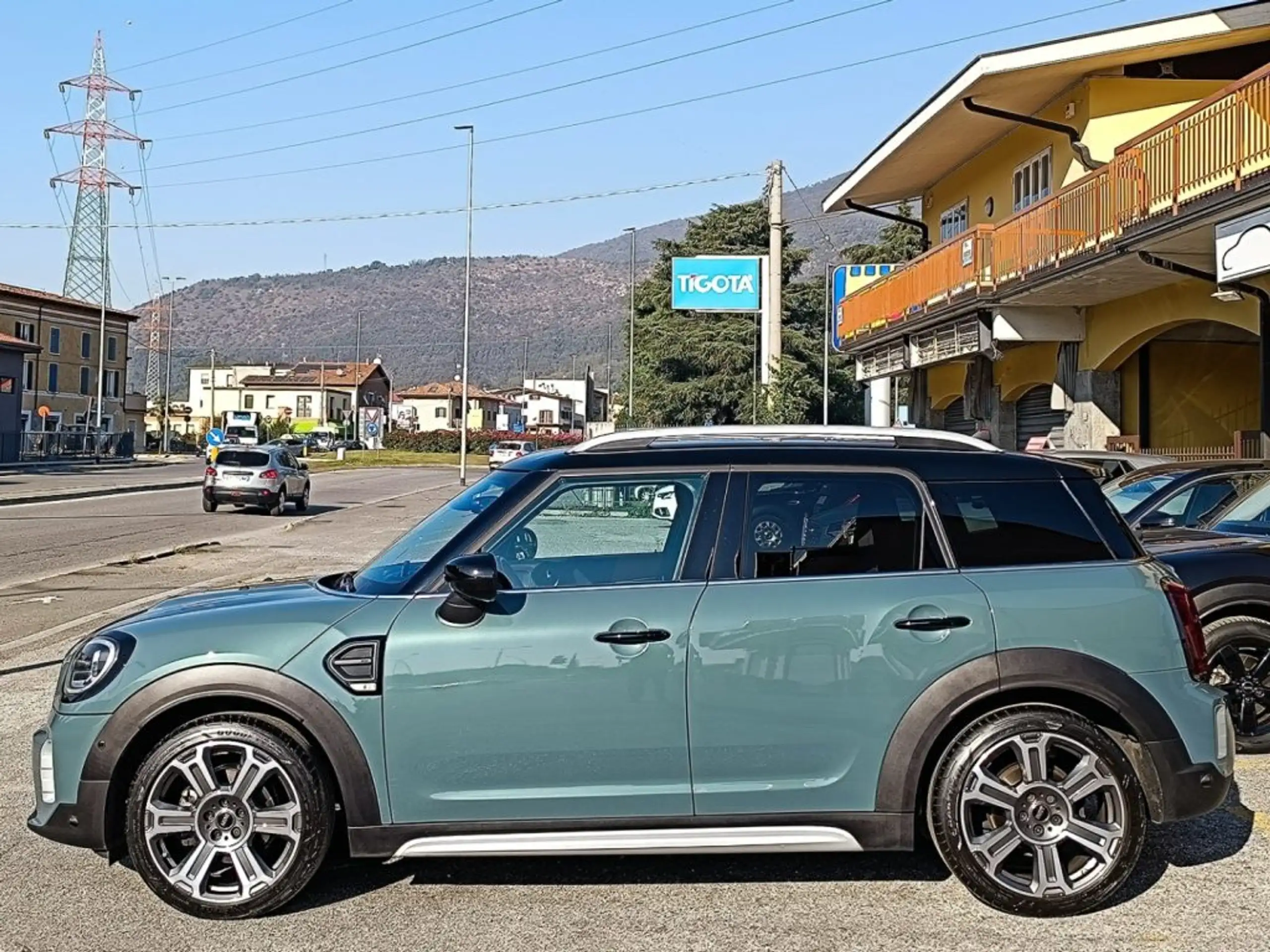 MINI - Cooper D Countryman