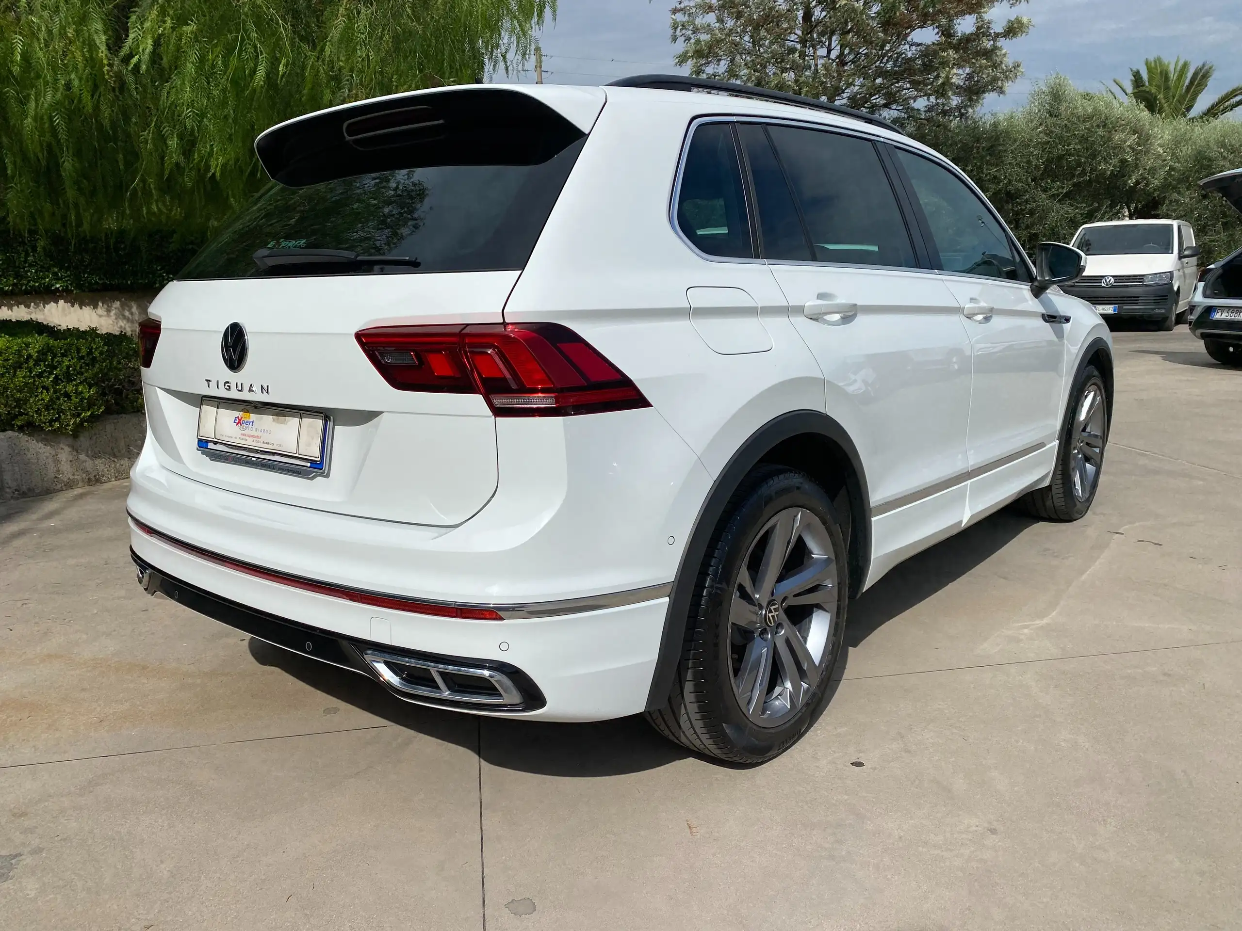 Volkswagen - Tiguan