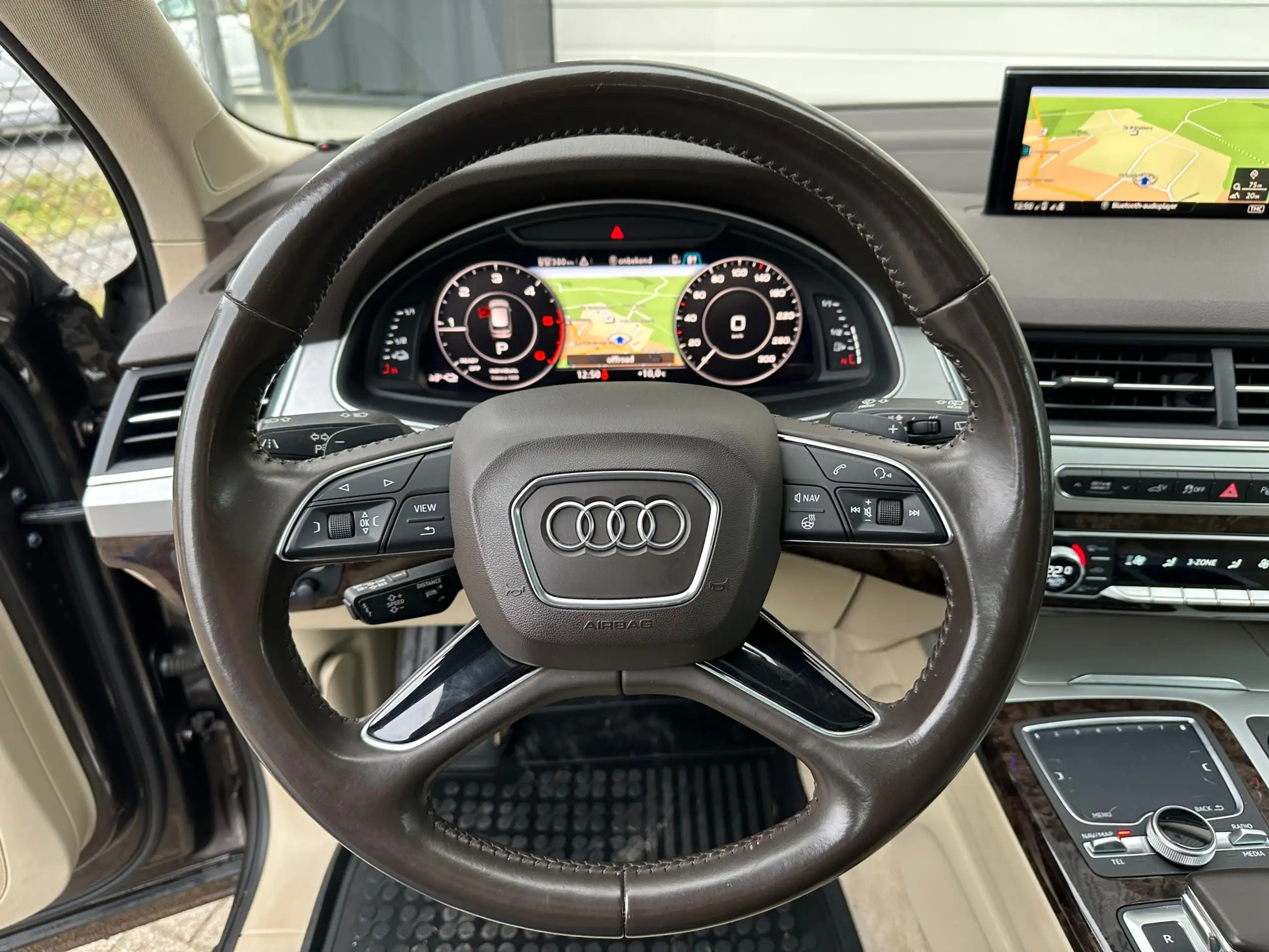 Audi - Q7