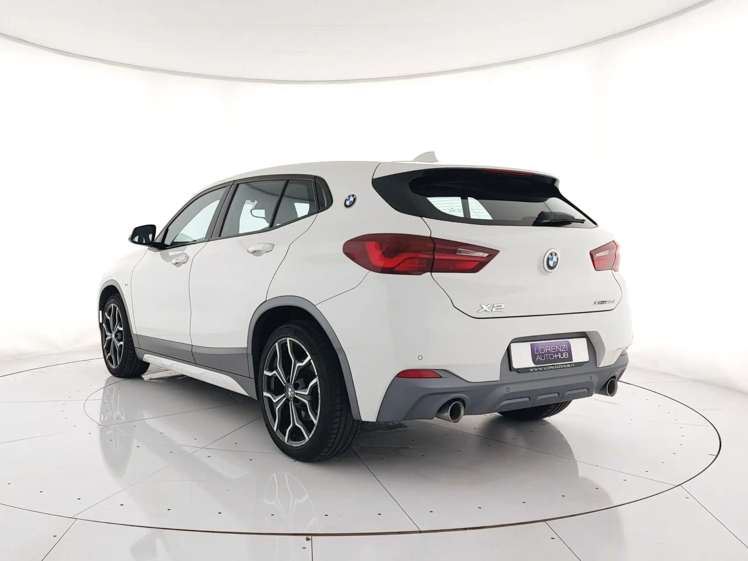 BMW - X2