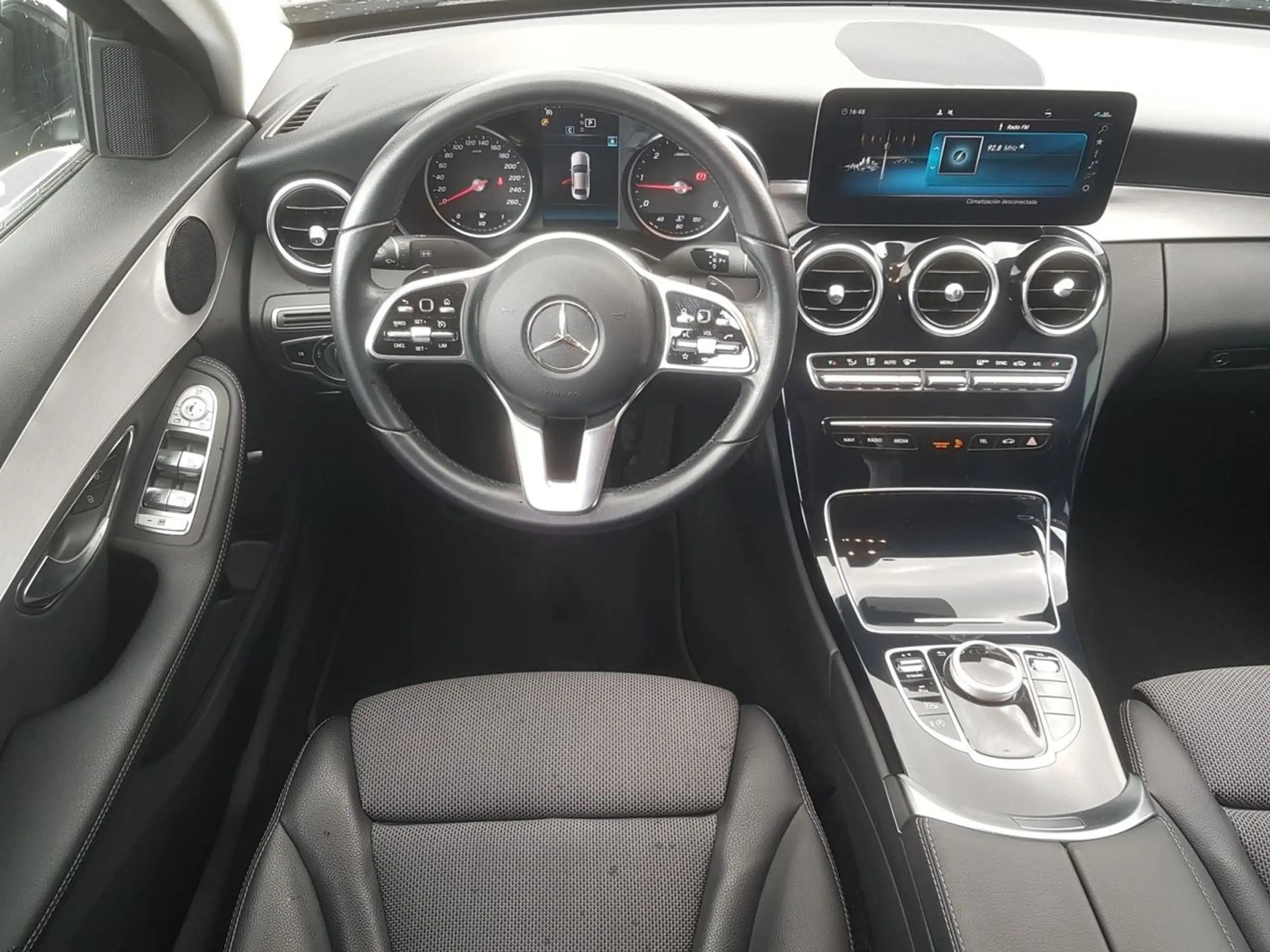 Mercedes-Benz - C 220