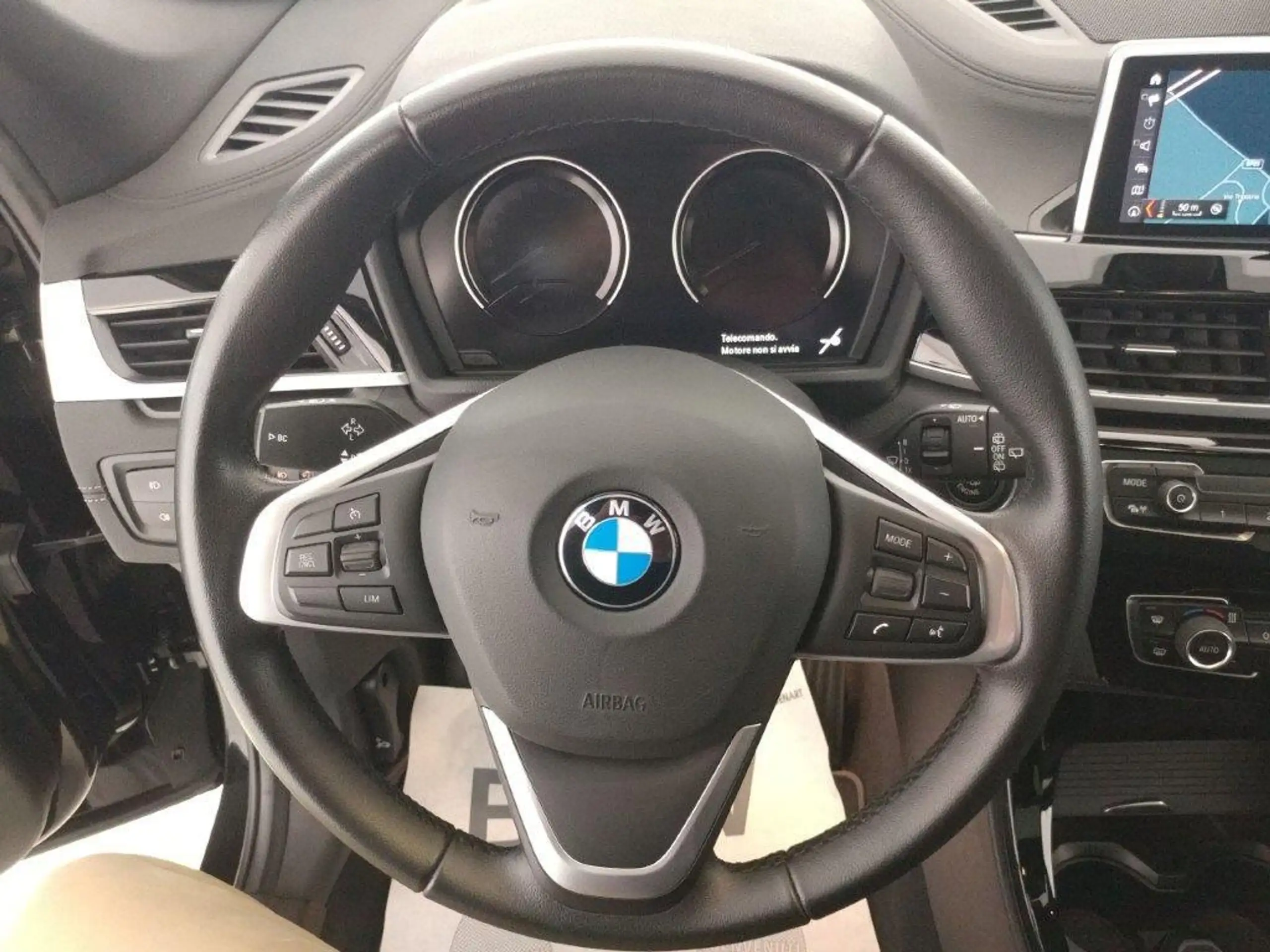 BMW - X1