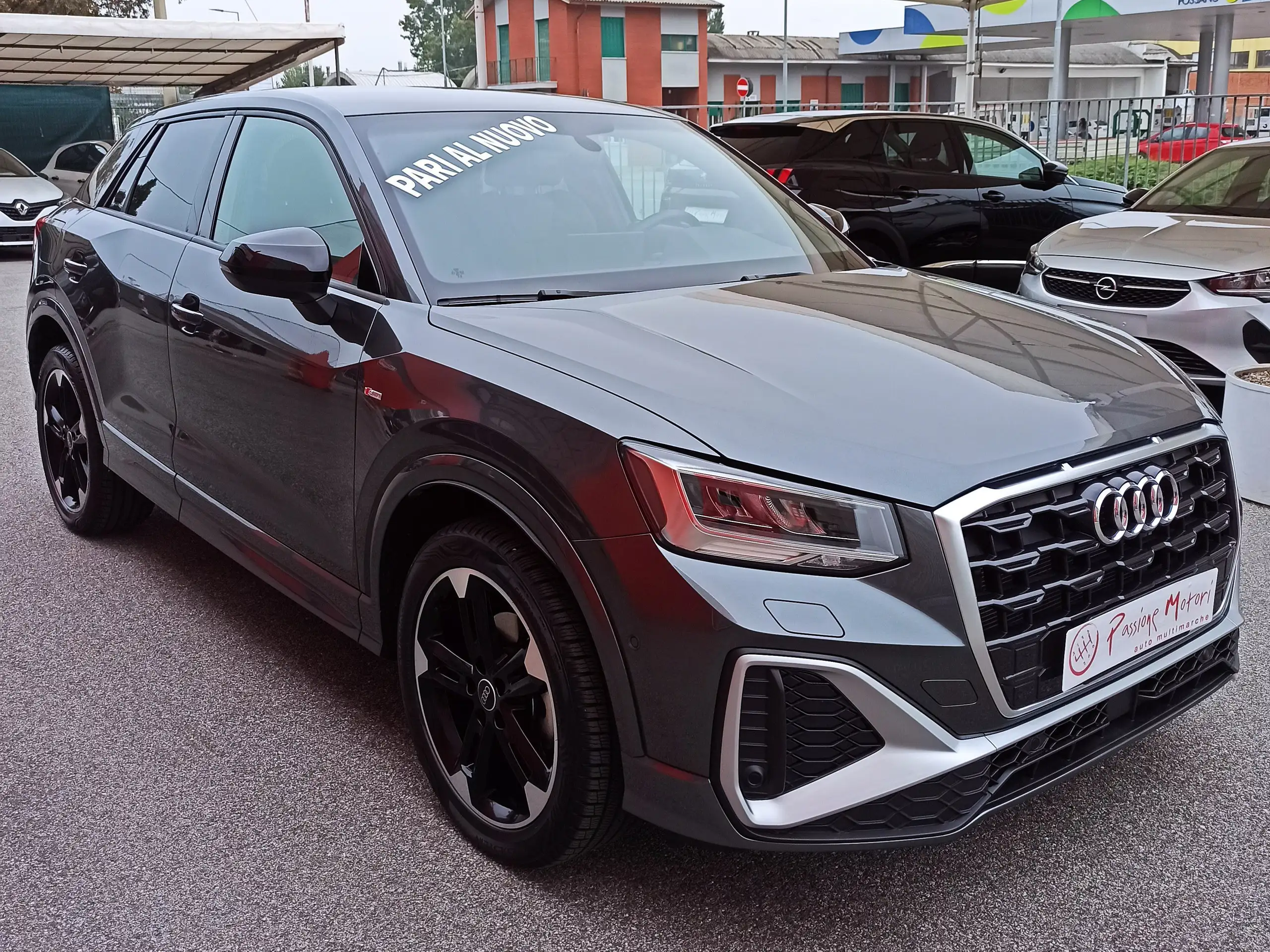 Audi - Q2