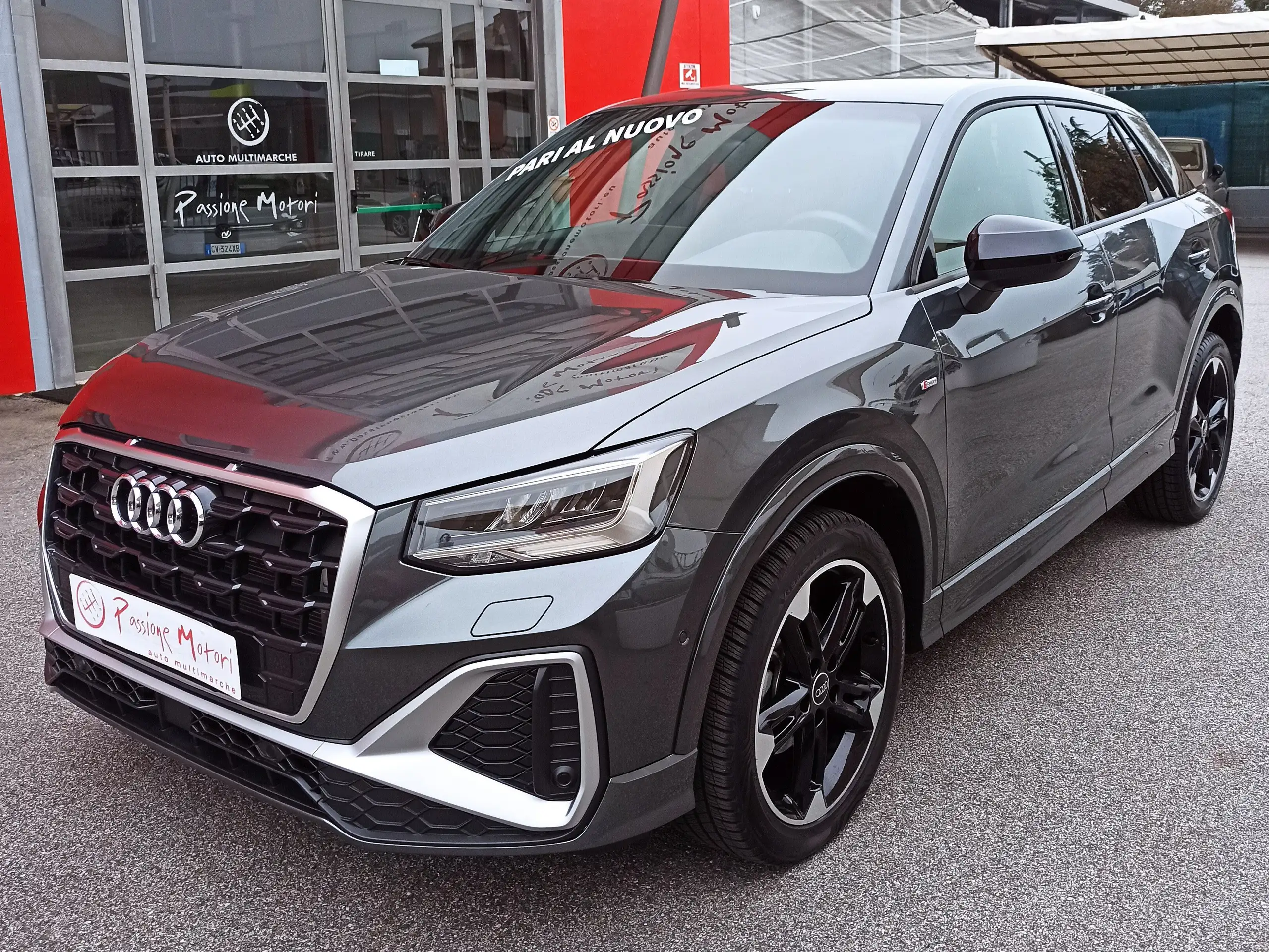 Audi - Q2